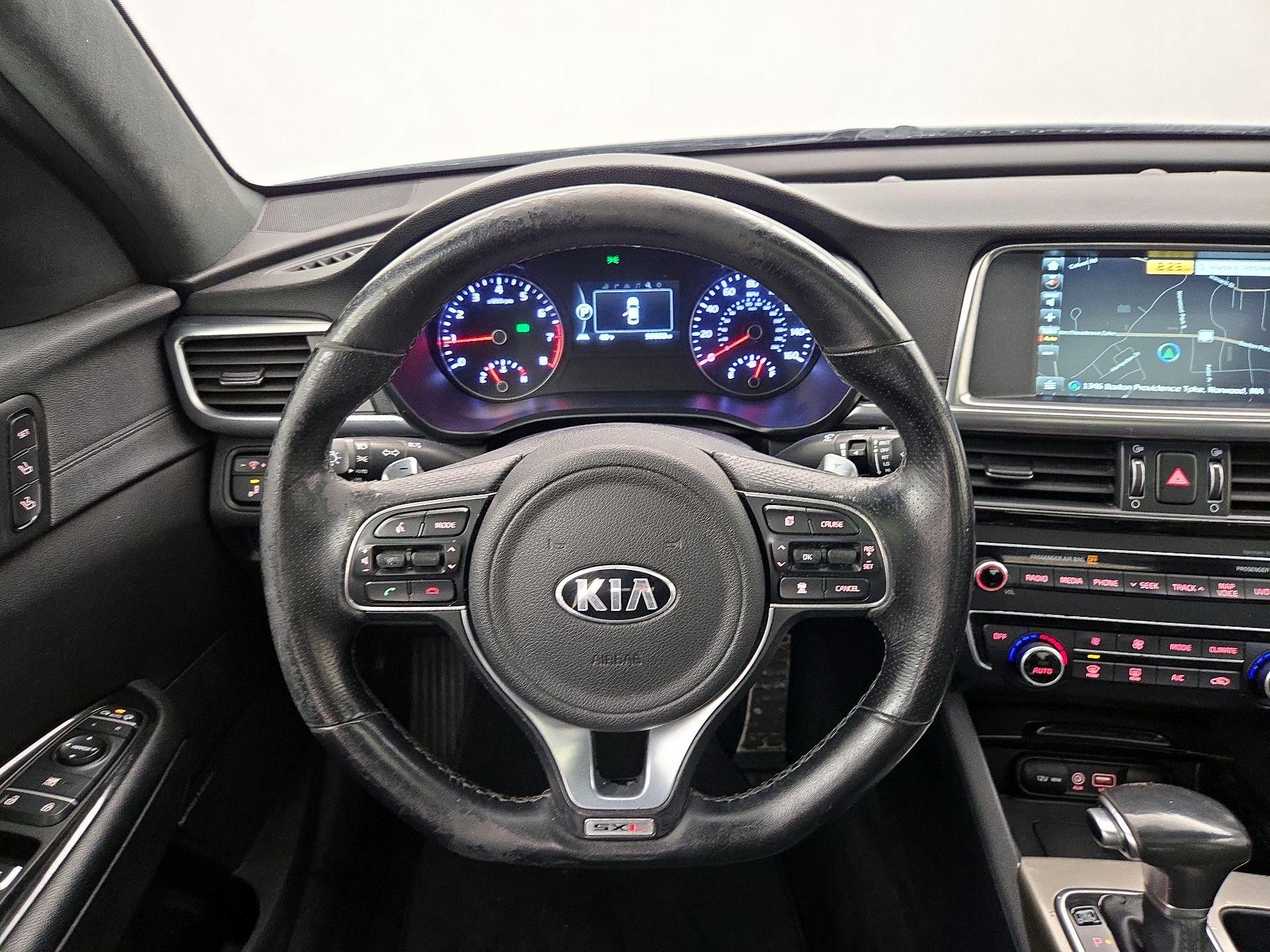 Thumbnail: 2016 Kia Optima - 10
