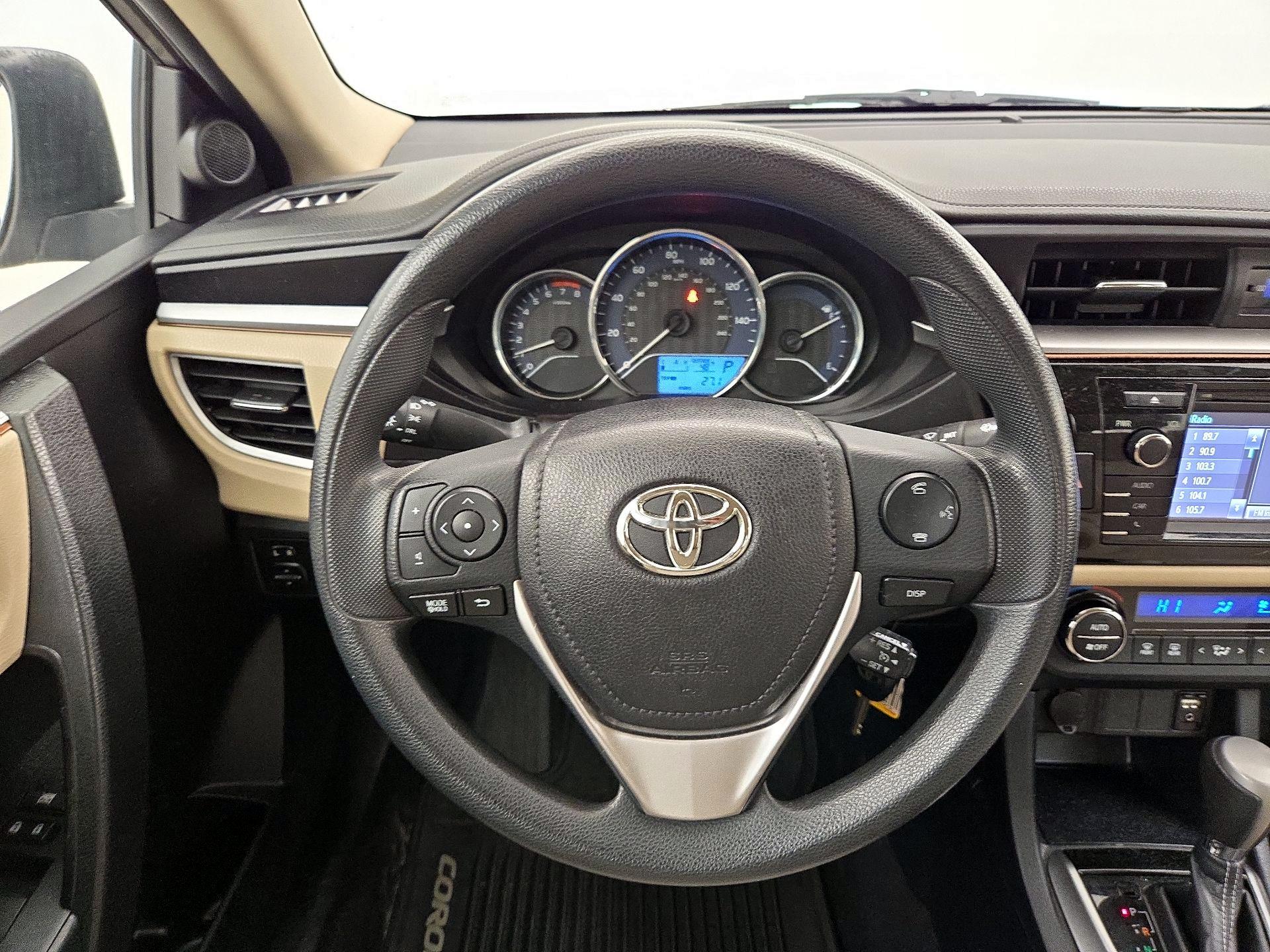 Thumbnail: 2016 Toyota Corolla - 10