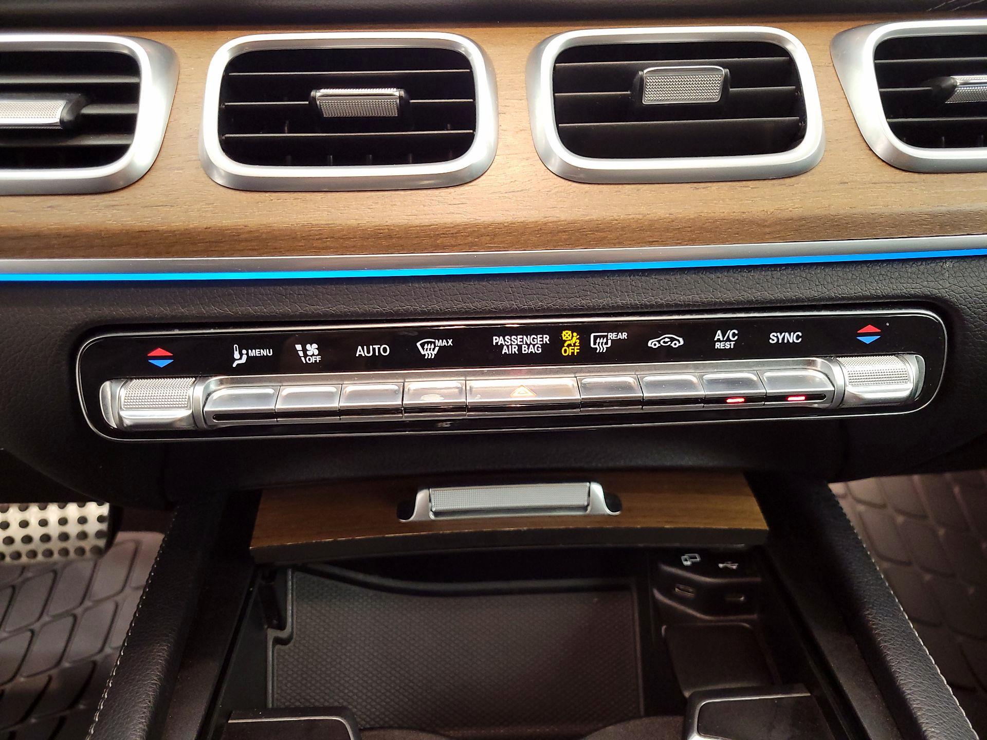 Thumbnail: 2022 Mercedes-Benz GLS - 17