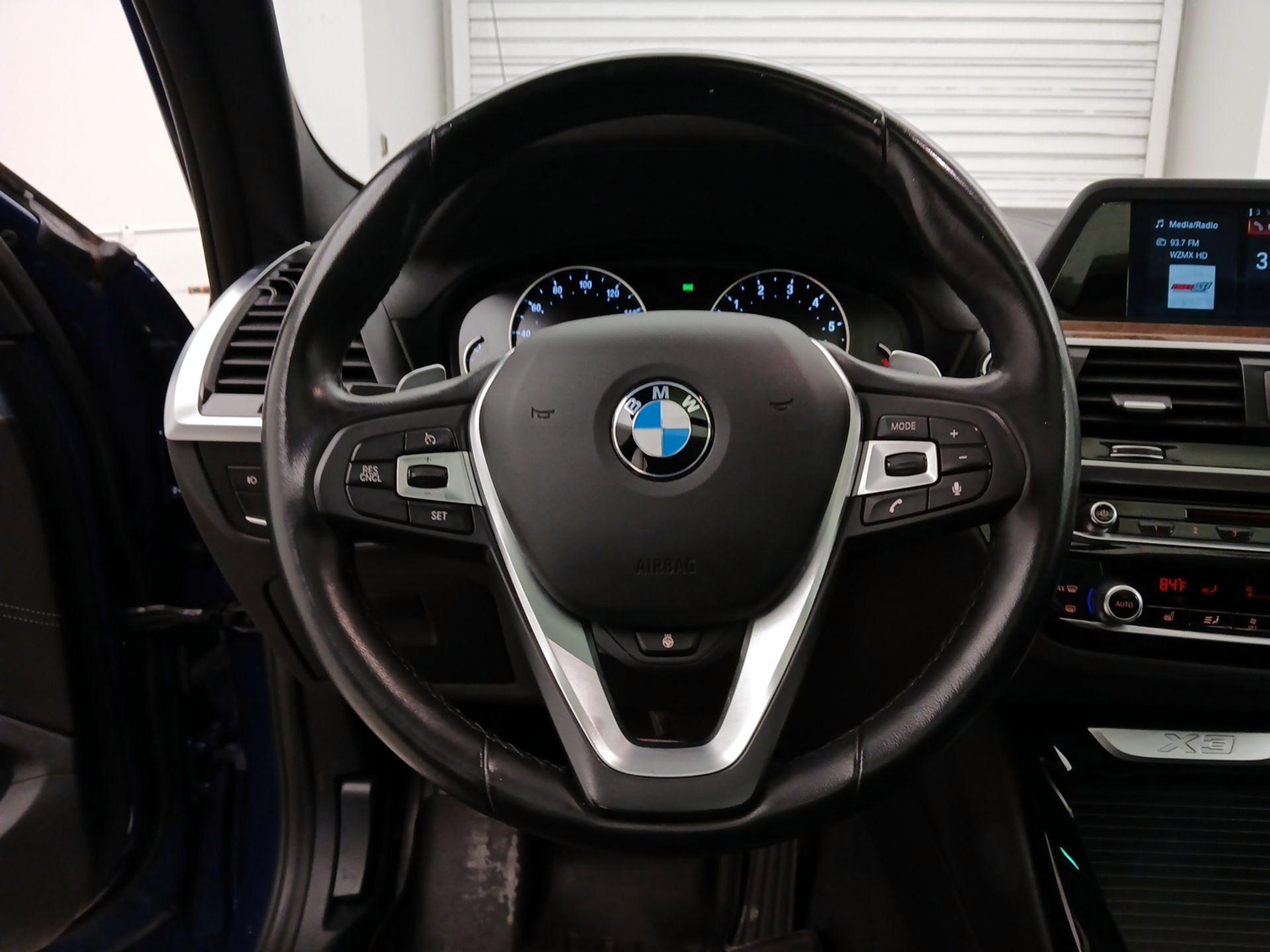 Thumbnail: 2018 BMW X3 - 10