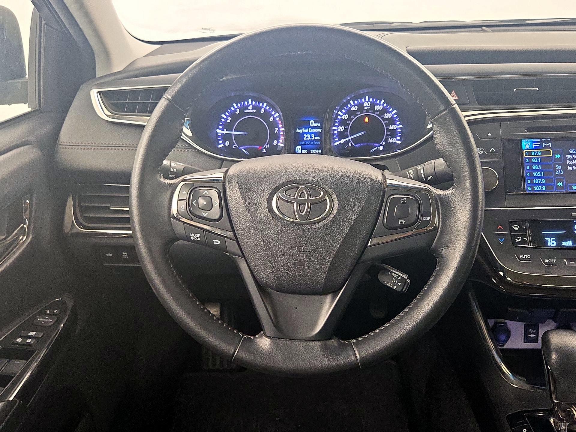 Thumbnail: 2014 Toyota Avalon - 10