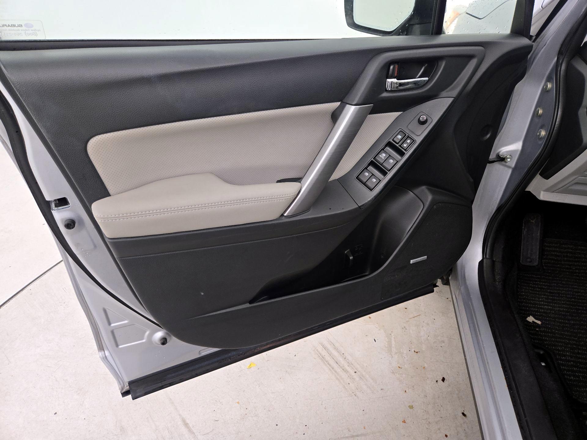 Thumbnail: 2016 Subaru Forester - 12