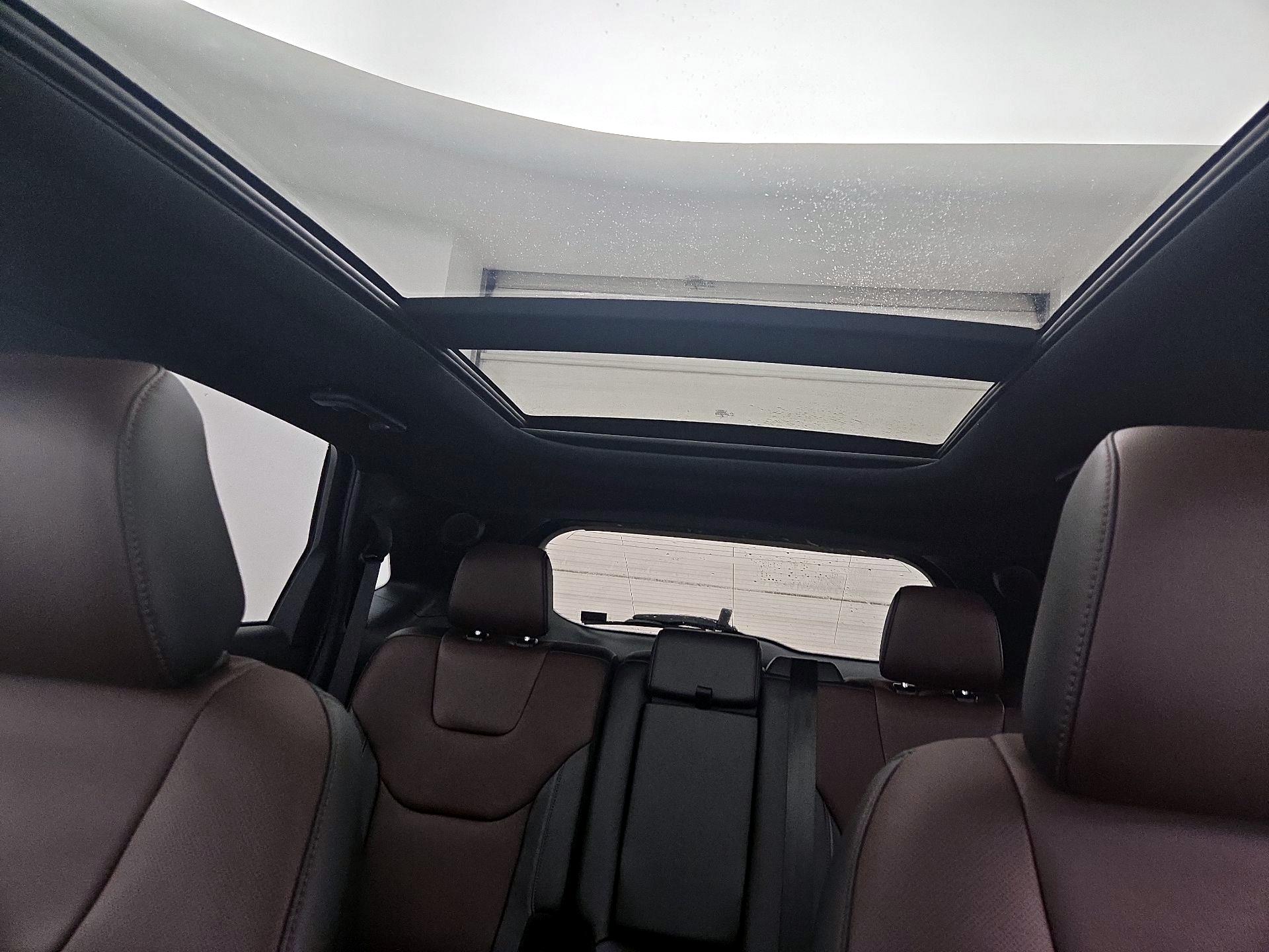 Thumbnail: 2020 Ford Edge - 20