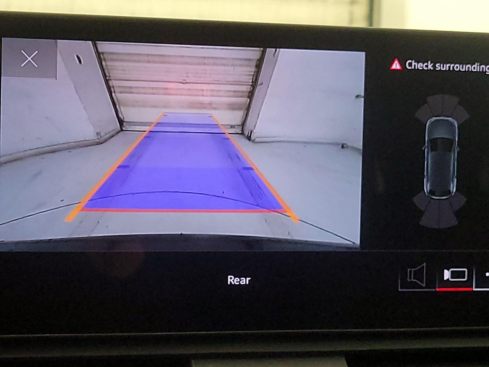 Thumbnail: 2023 Audi Q5 - 14