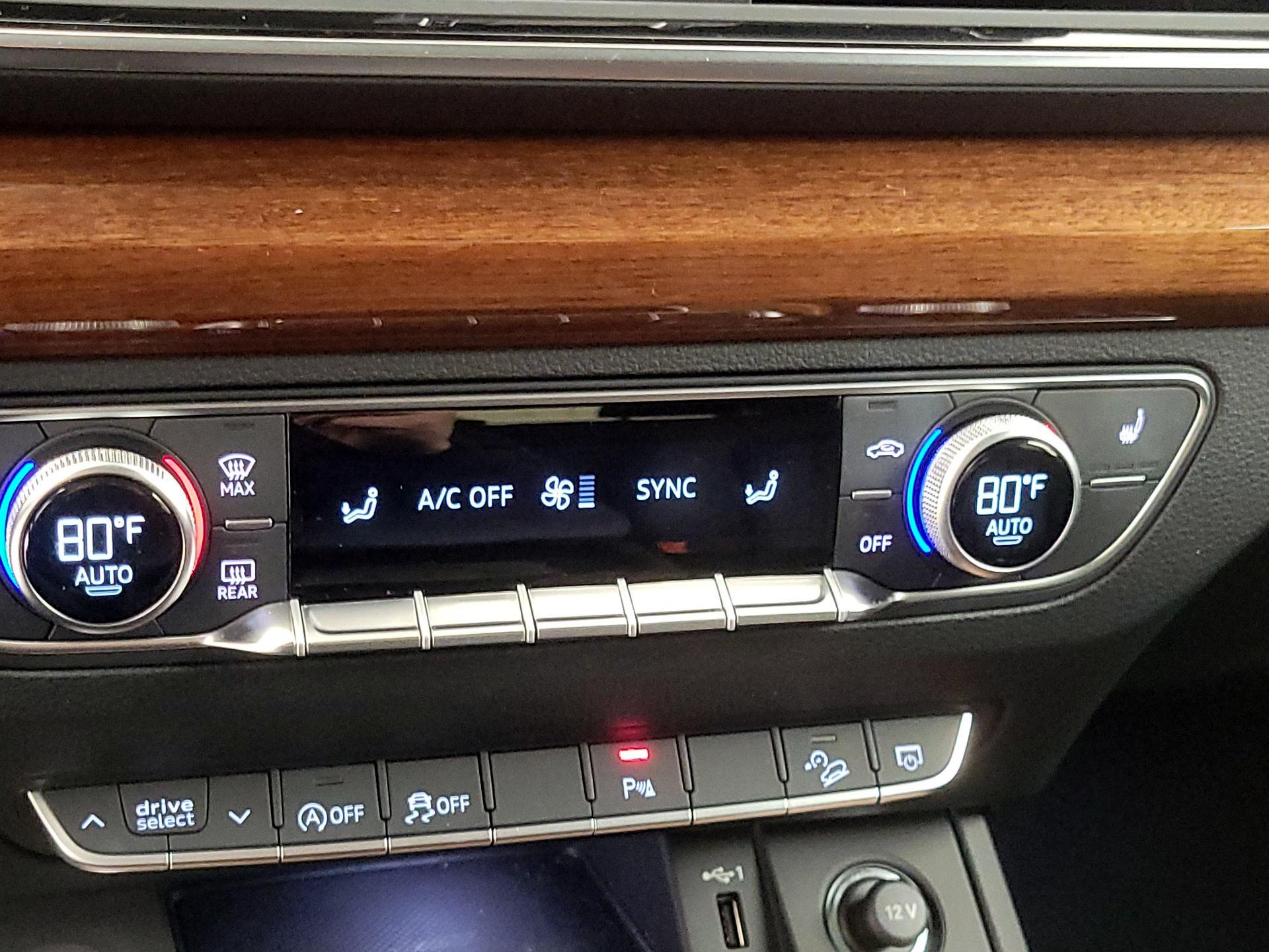 Thumbnail: 2023 Audi Q5 - 16