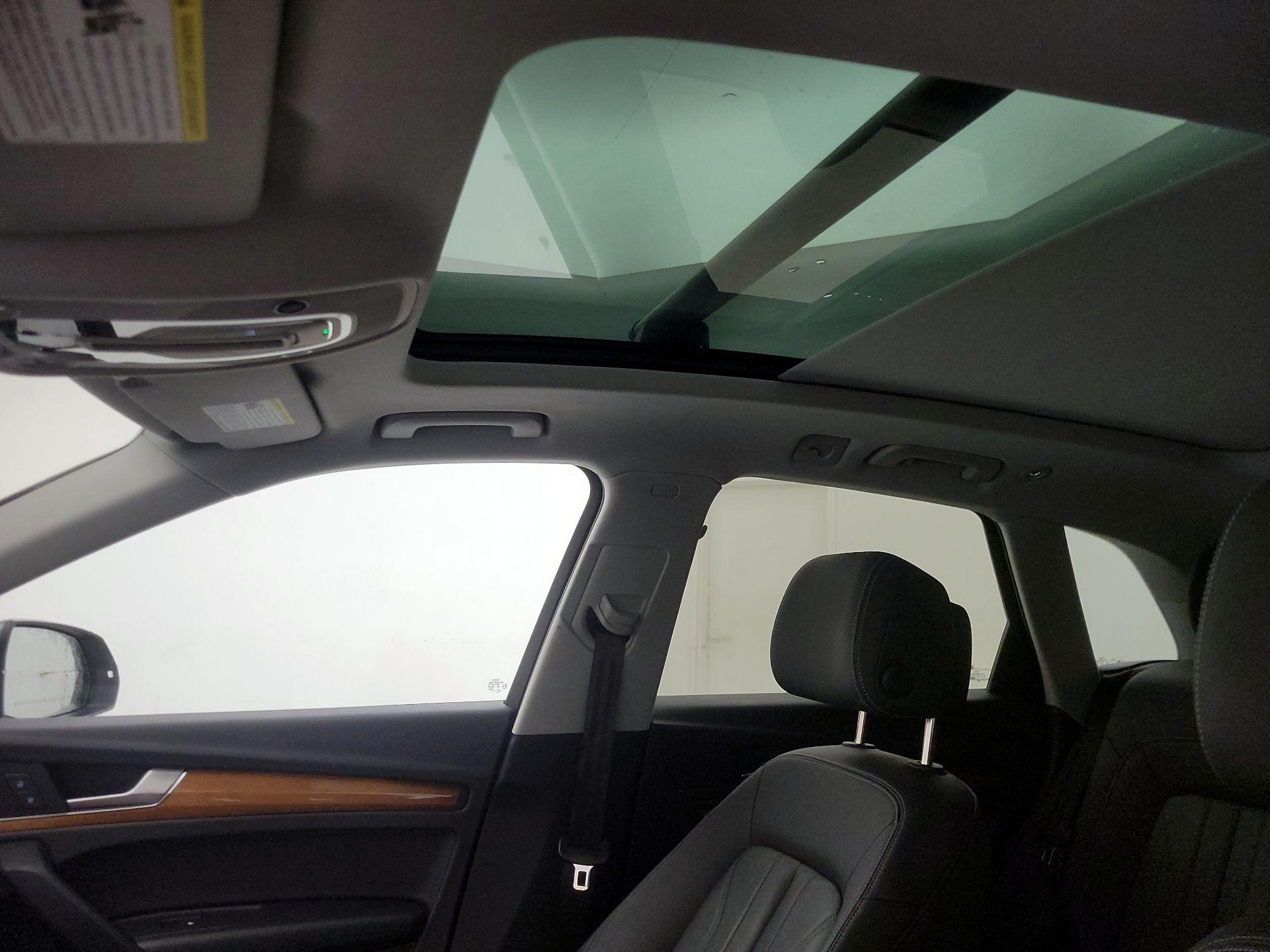 Thumbnail: 2023 Audi Q5 - 19