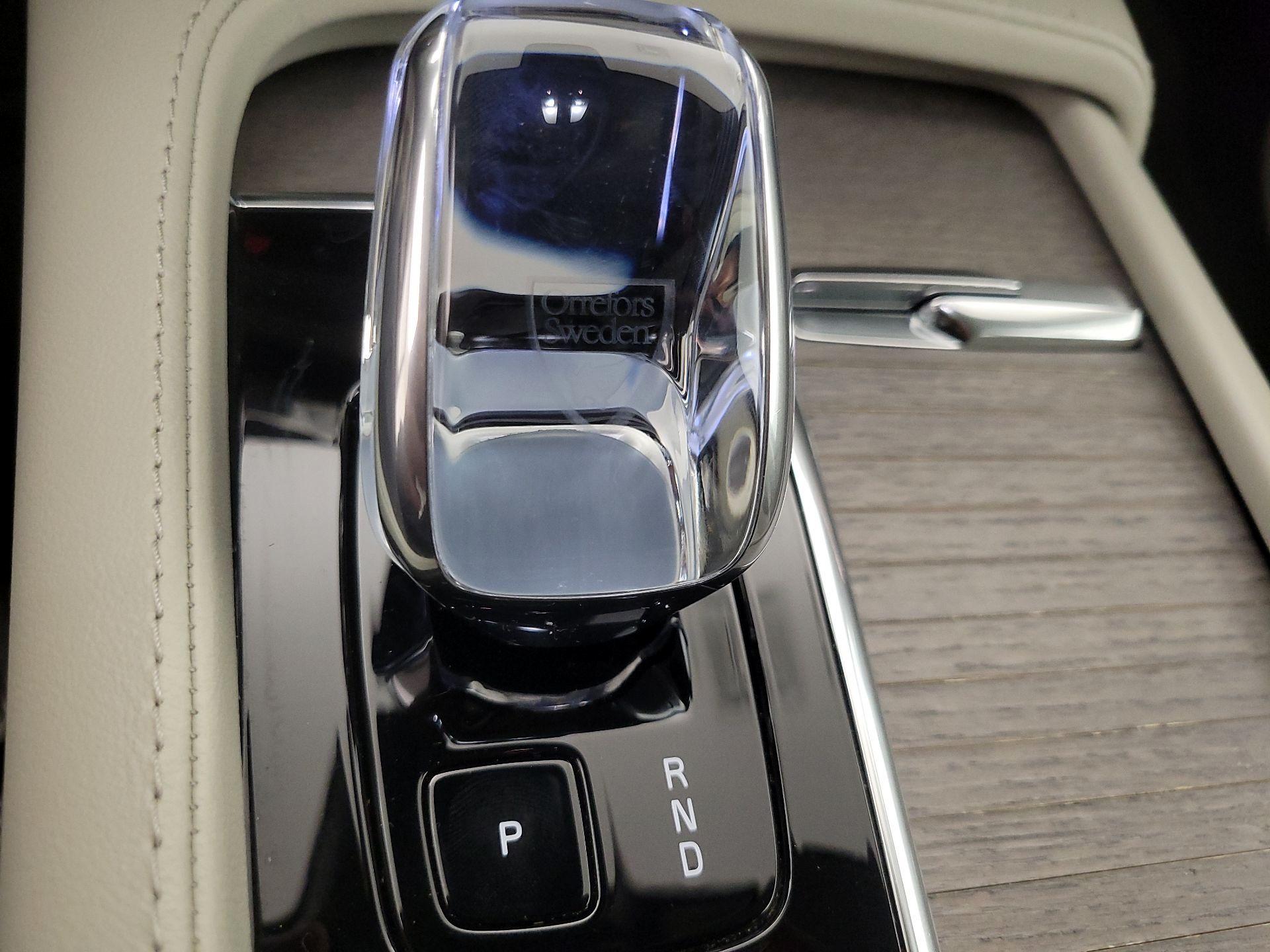 Thumbnail: 2023 Volvo XC90 - 17