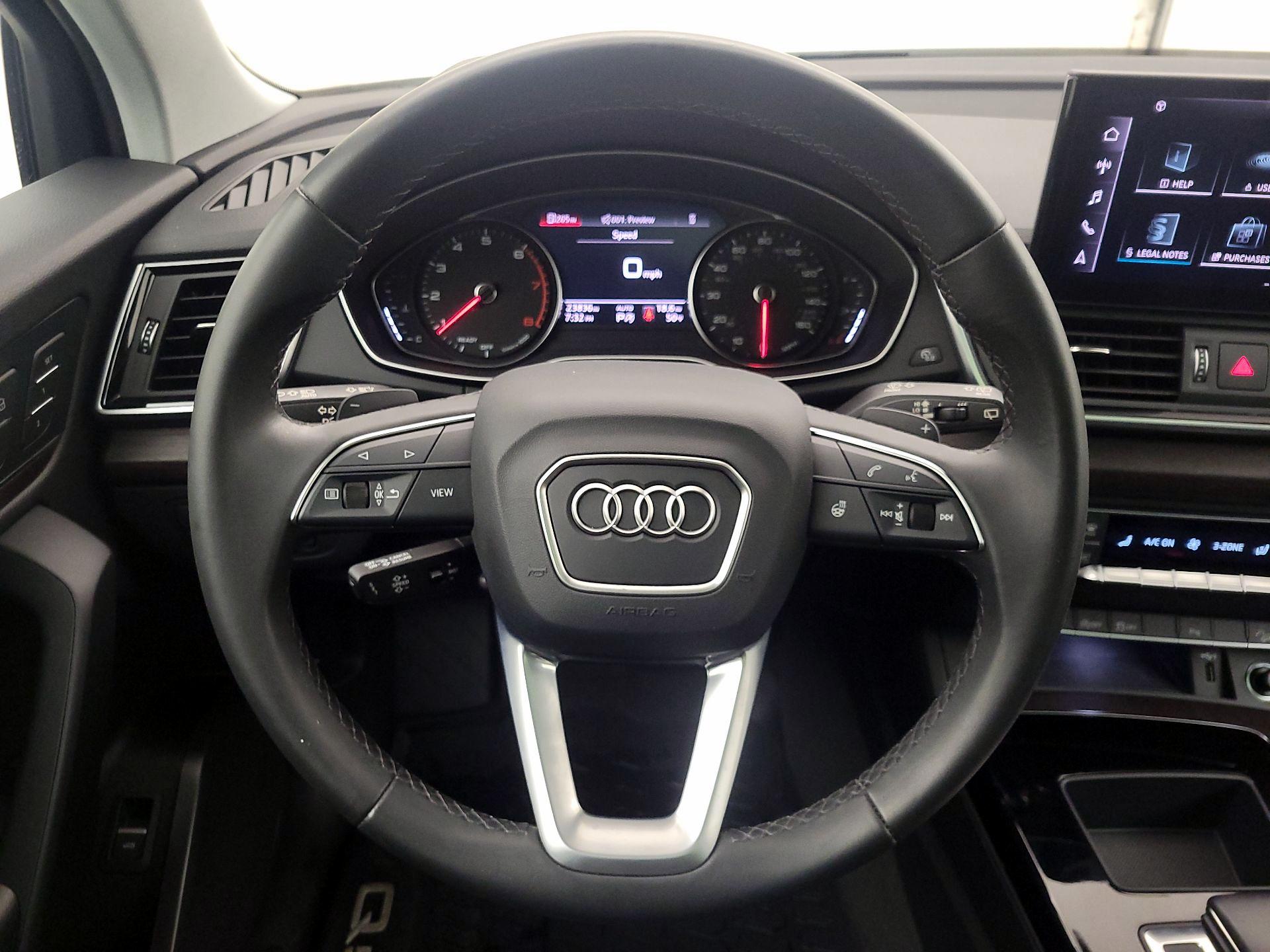 Thumbnail: 2023 Audi Q5 - 10