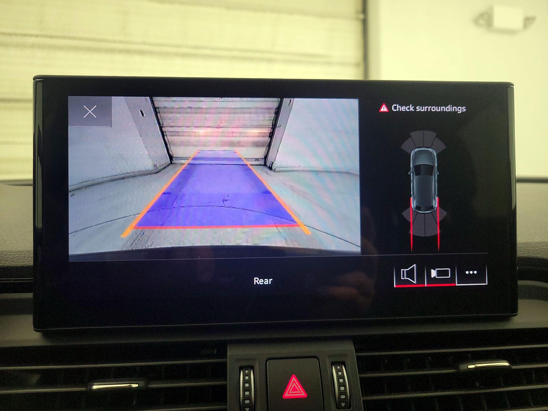 Thumbnail: 2023 Audi Q5 - 14