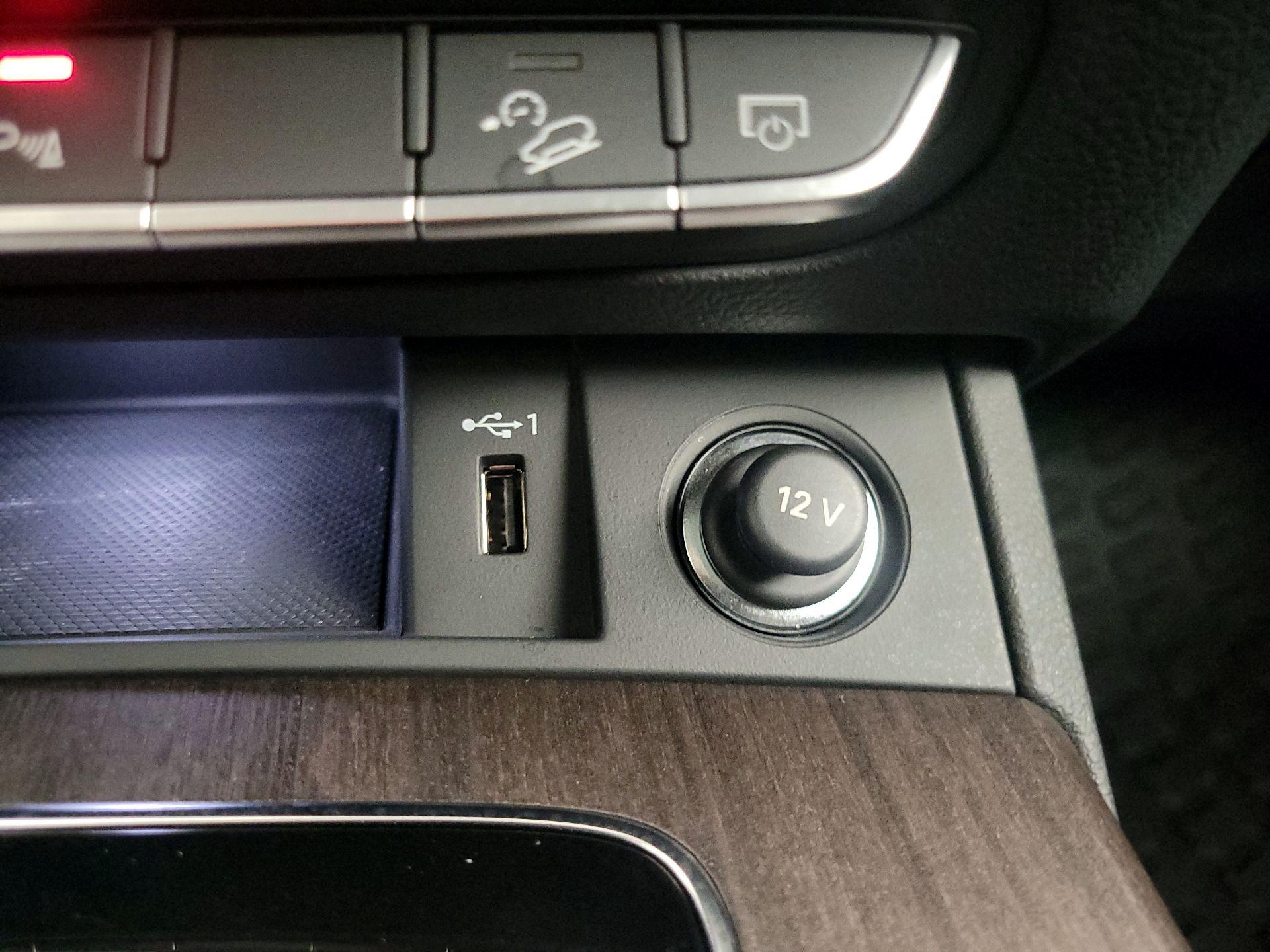 Thumbnail: 2023 Audi Q5 - 18