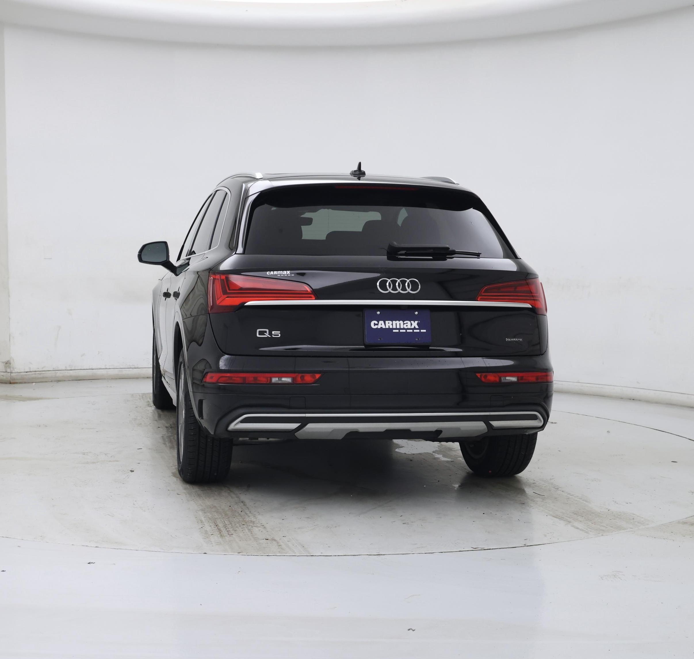 Thumbnail: 2023 Audi Q5 - 6