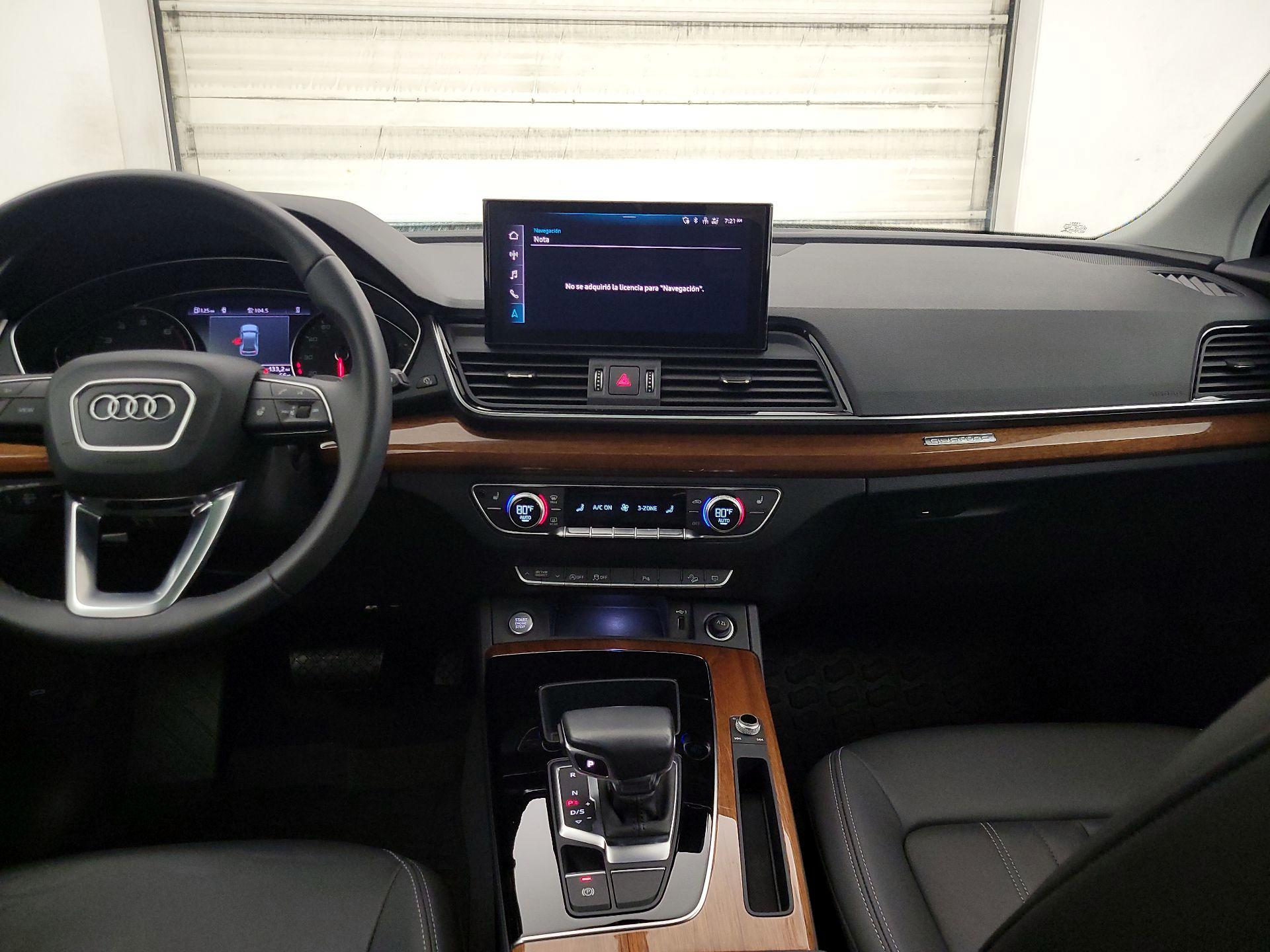 Thumbnail: 2023 Audi Q5 - 9