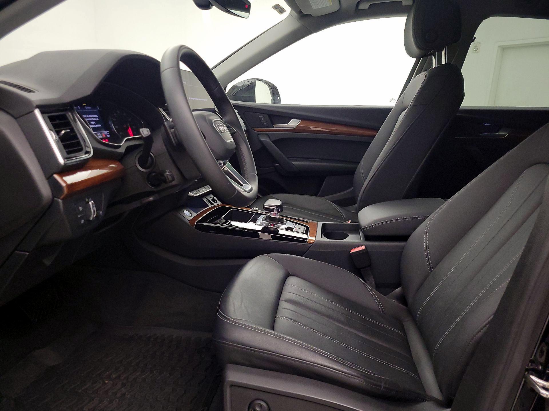 Thumbnail: 2023 Audi Q5 - 11