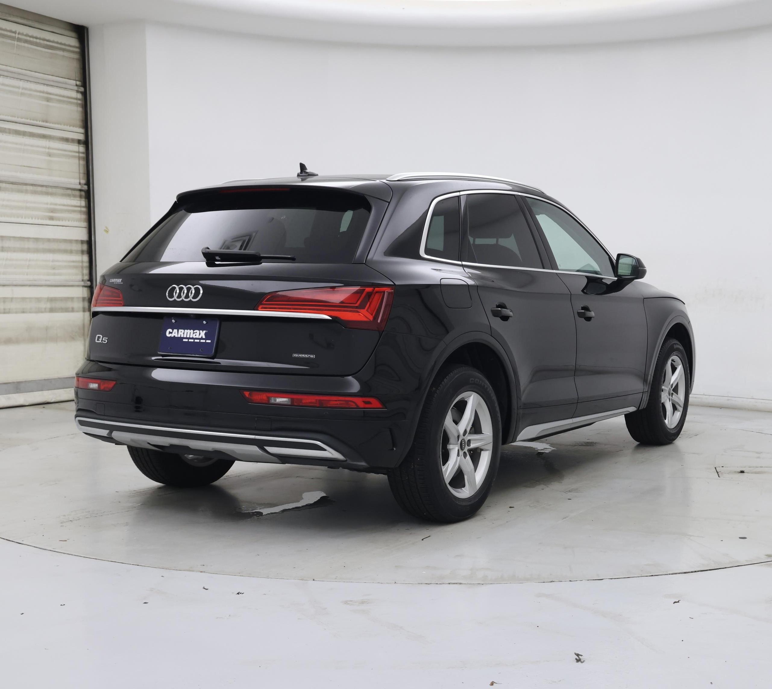 Thumbnail: 2023 Audi Q5 - 8