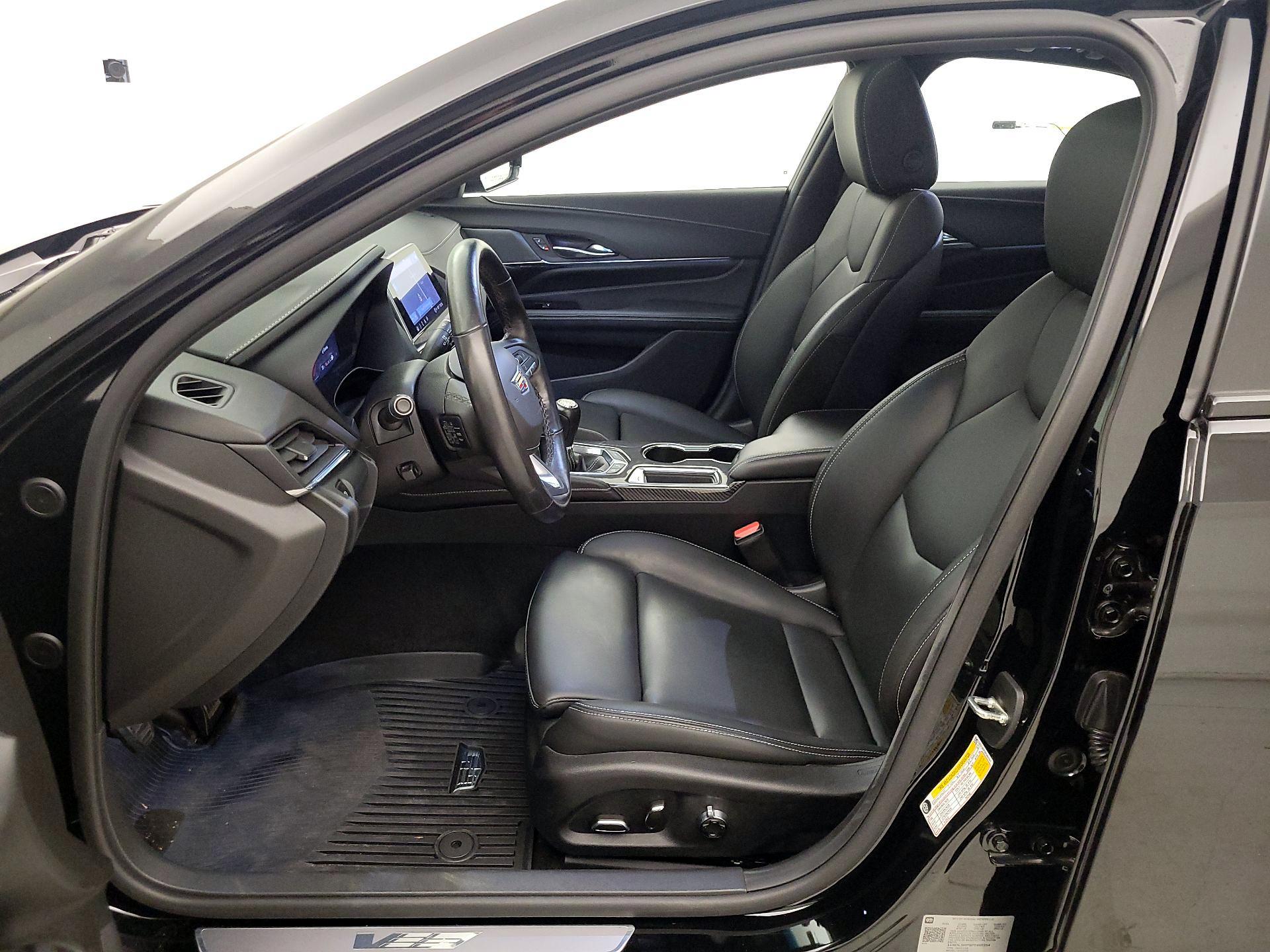 Thumbnail: 2023 Cadillac CT4 - 11