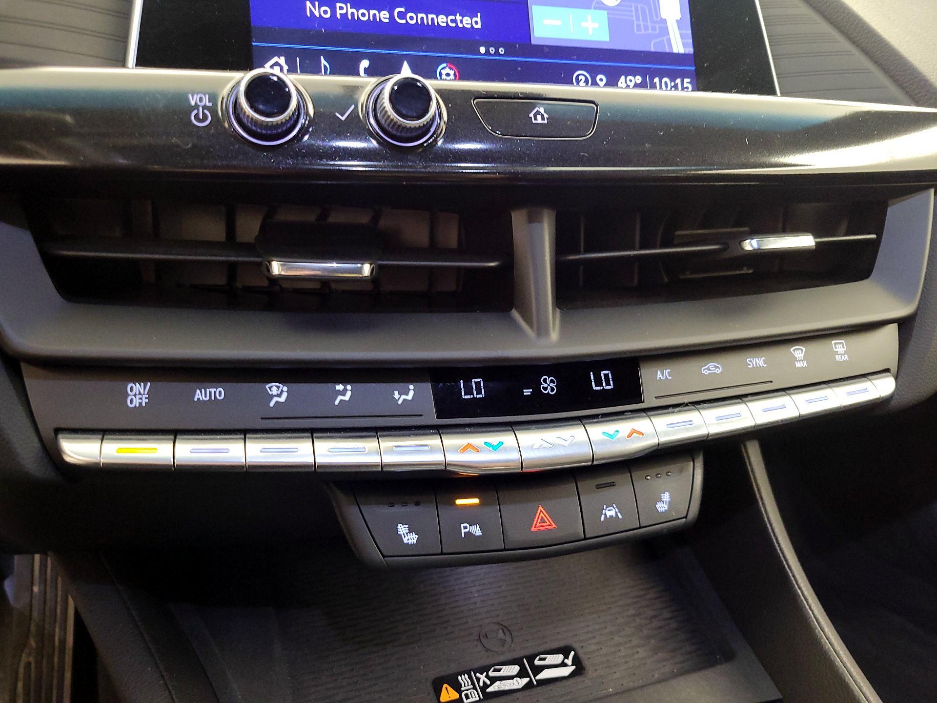 Thumbnail: 2023 Cadillac CT4 - 17