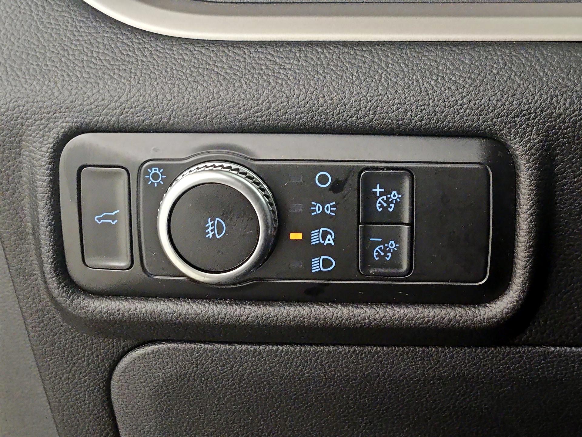 Thumbnail: 2022 Ford Explorer - 13