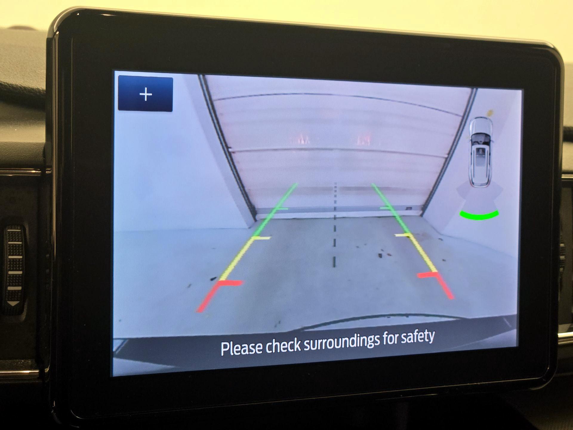 Thumbnail: 2020 Ford Explorer - 14