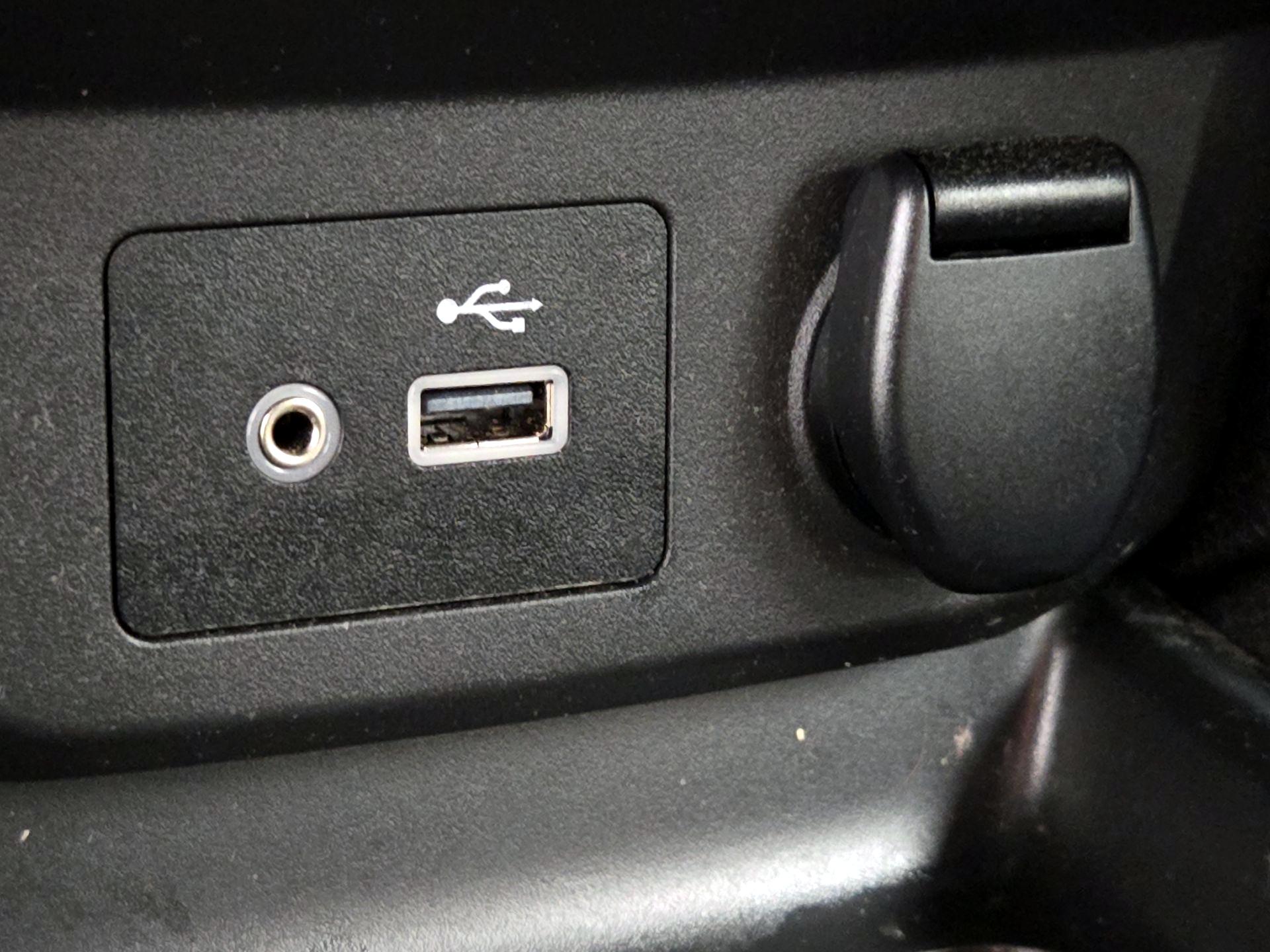 Thumbnail: 2021 Nissan Rogue Sport - 18