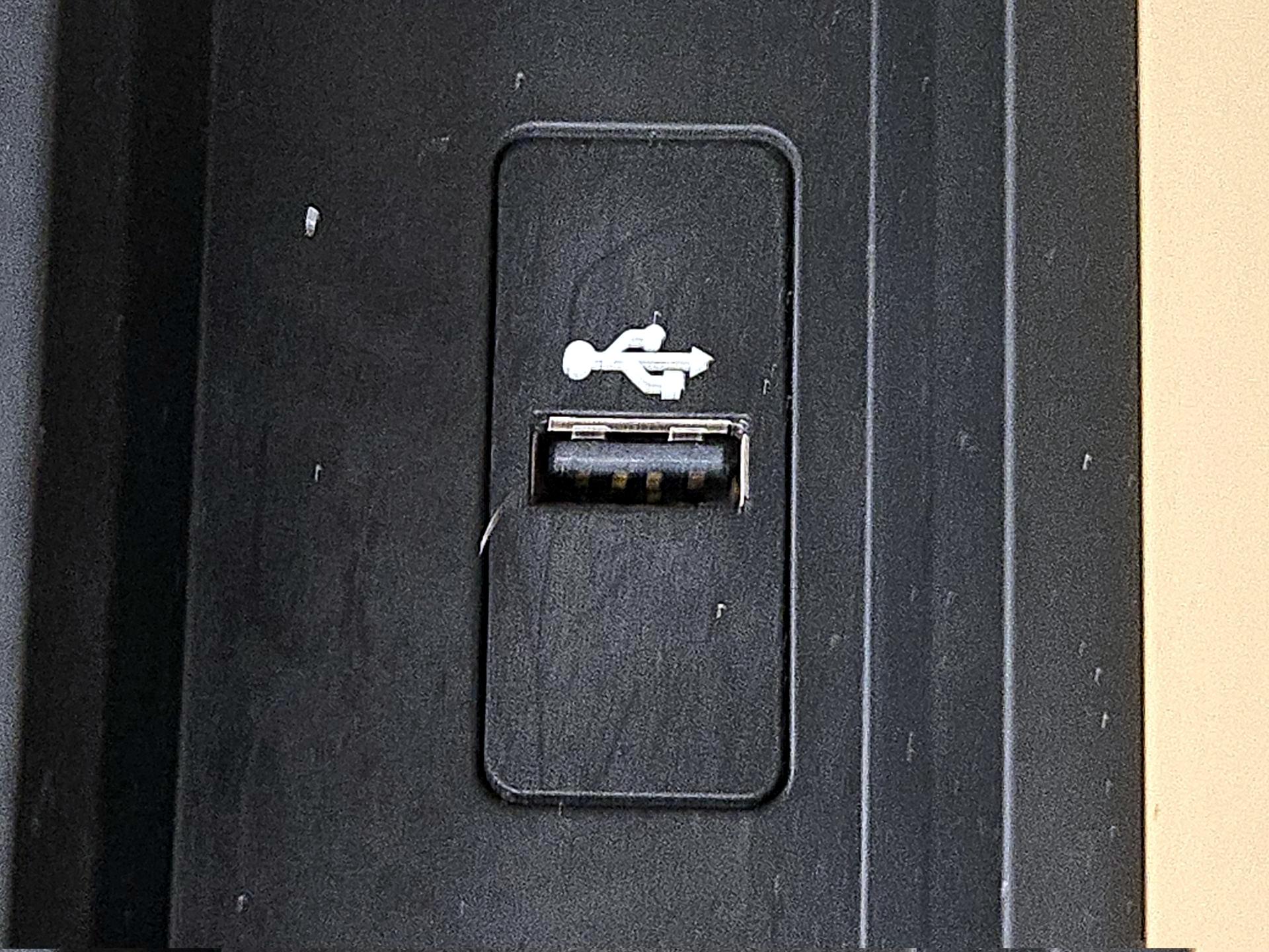 Thumbnail: 2018 BMW 3 Series - 18