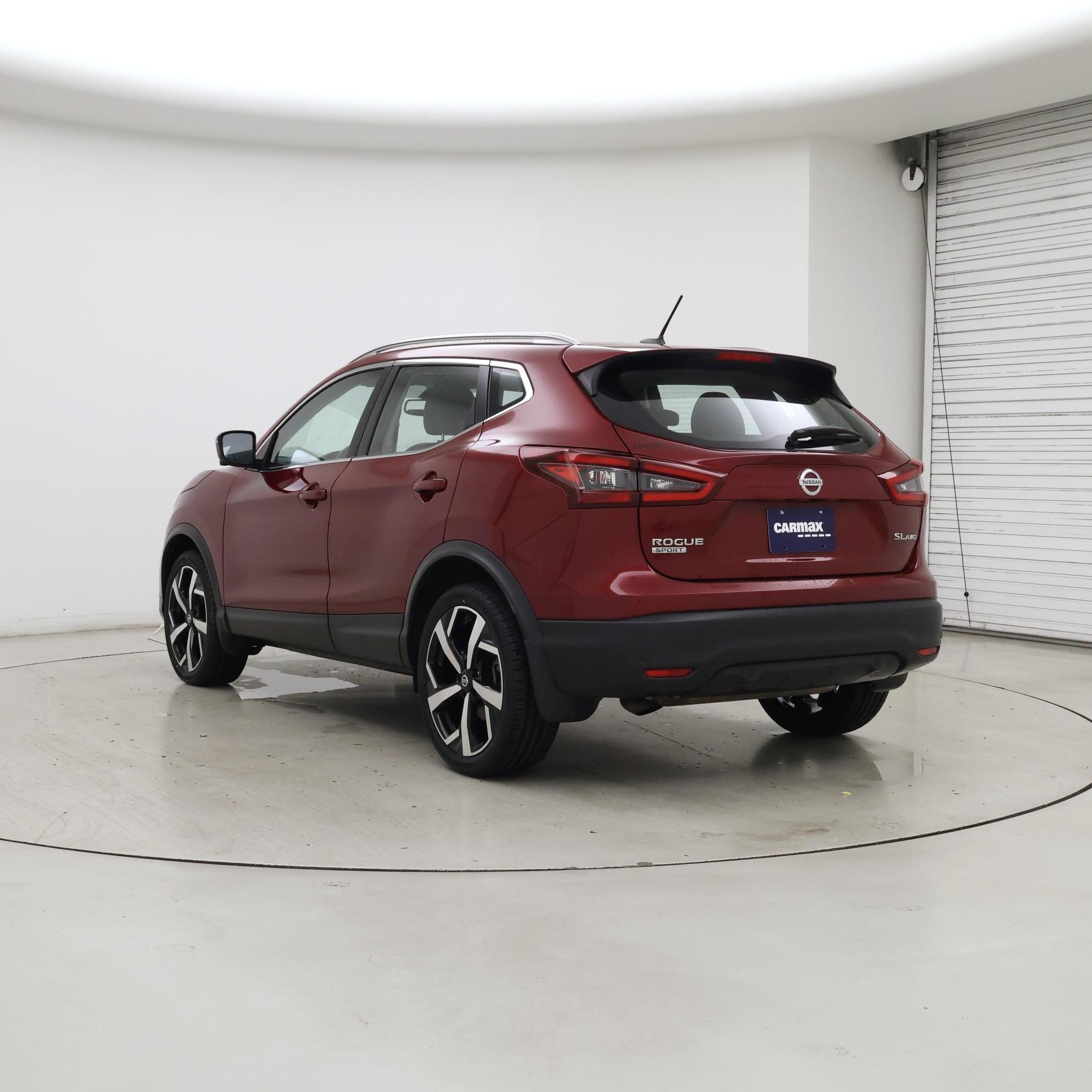 Thumbnail: 2021 Nissan Rogue Sport - 2