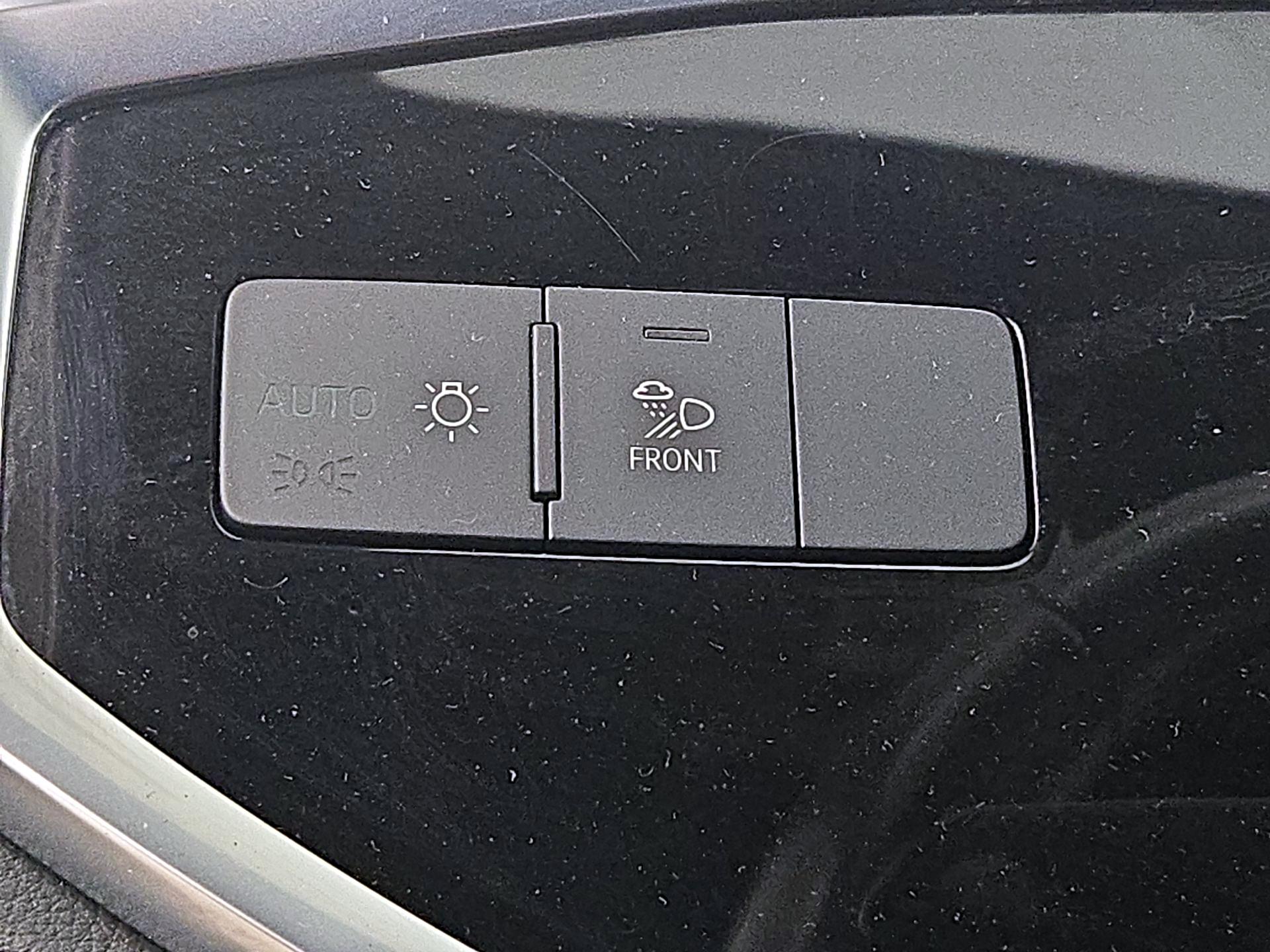 Thumbnail: 2020 Audi Q3 - 13