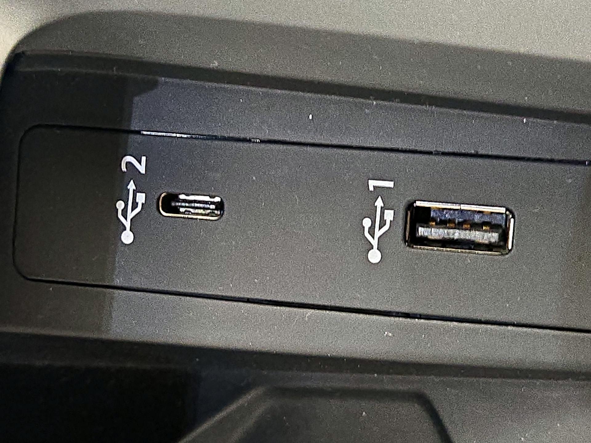 Thumbnail: 2020 Audi Q3 - 18