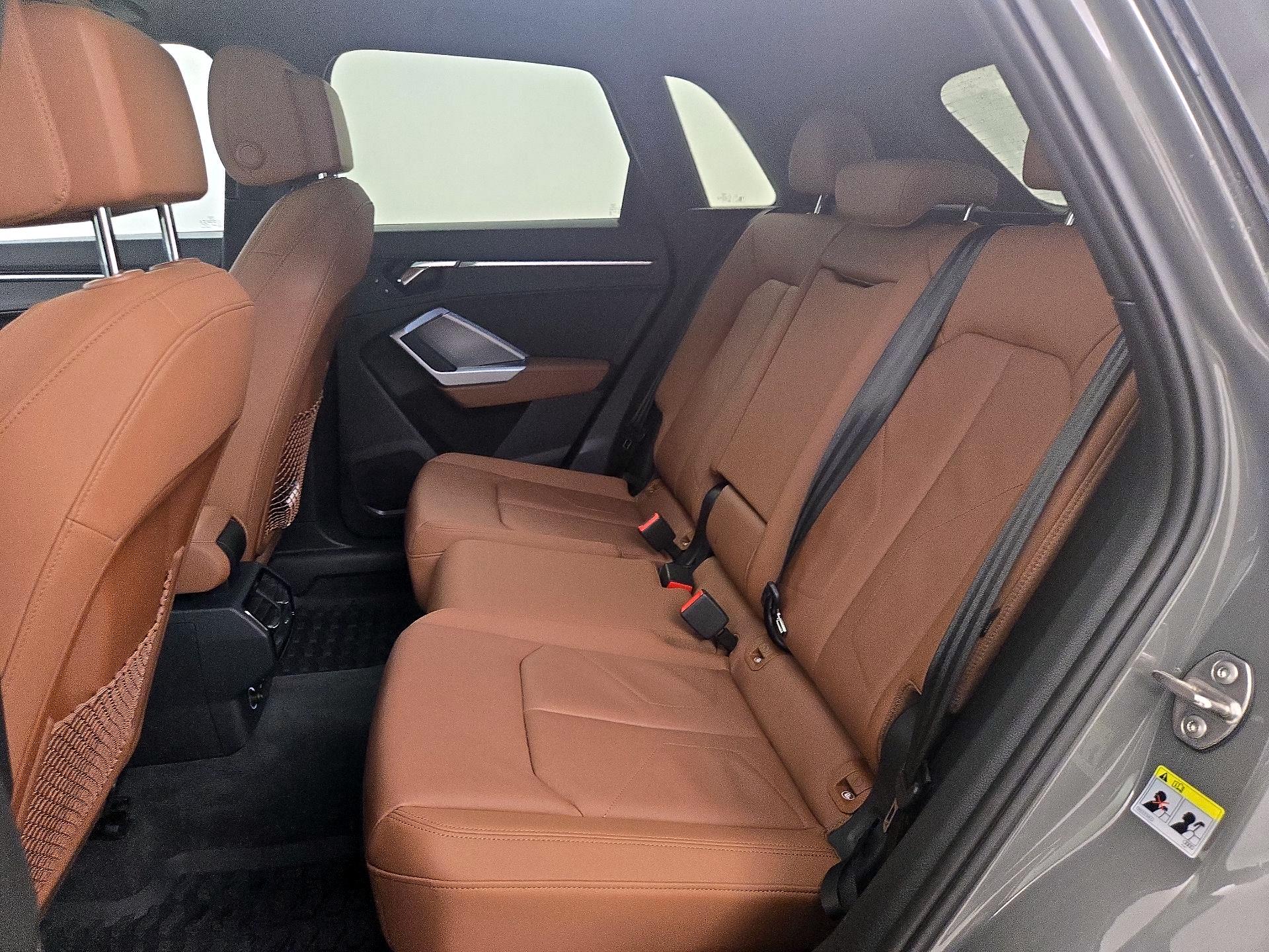 Thumbnail: 2020 Audi Q3 - 20