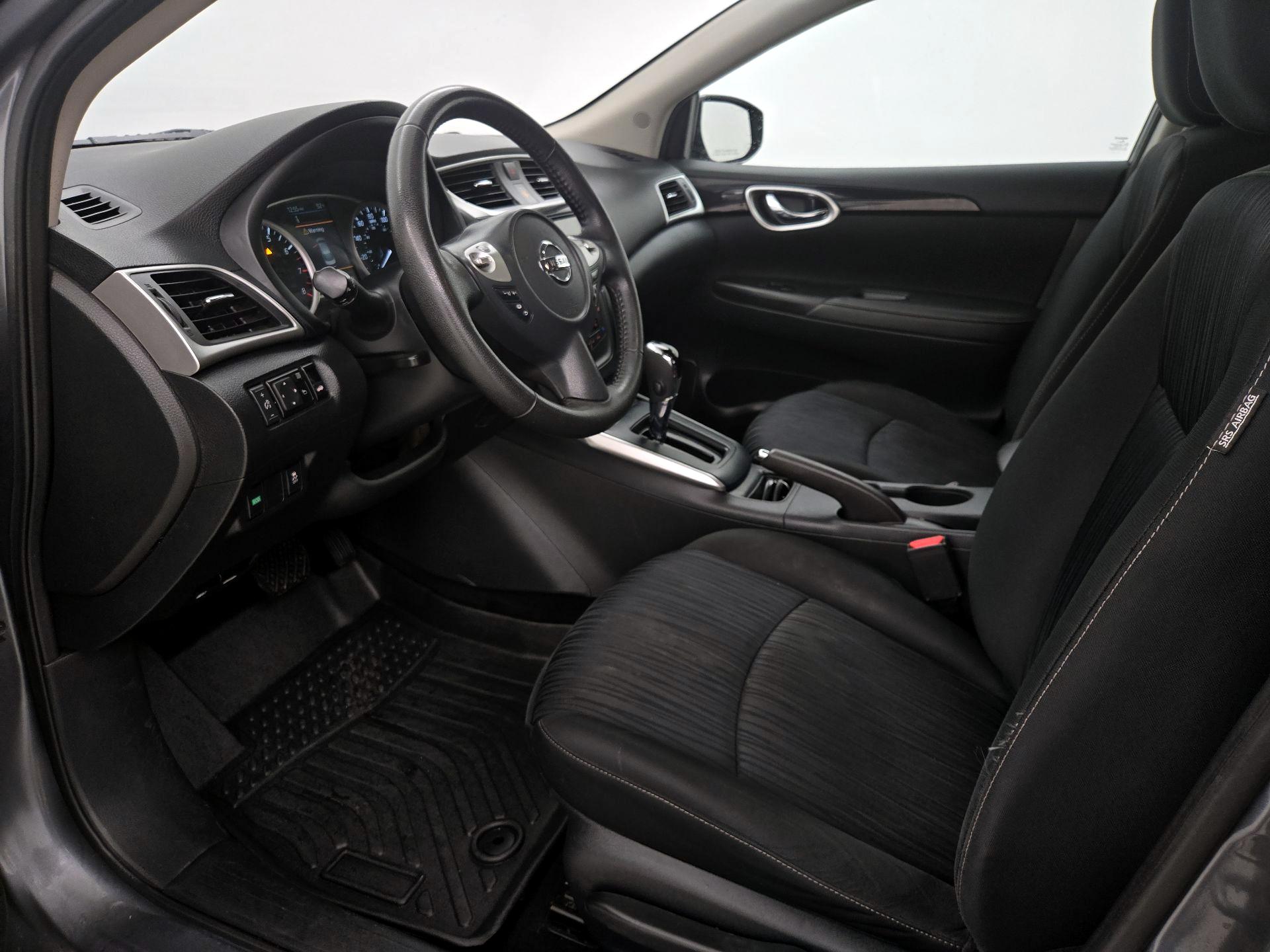 Thumbnail: 2019 Nissan Sentra - 11