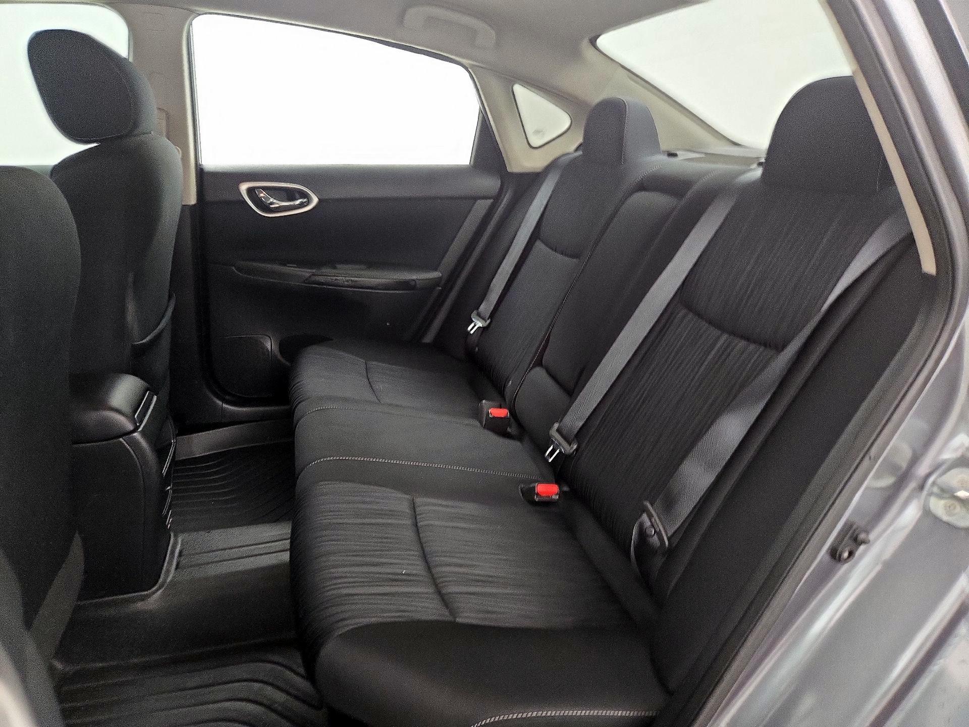 Thumbnail: 2019 Nissan Sentra - 19