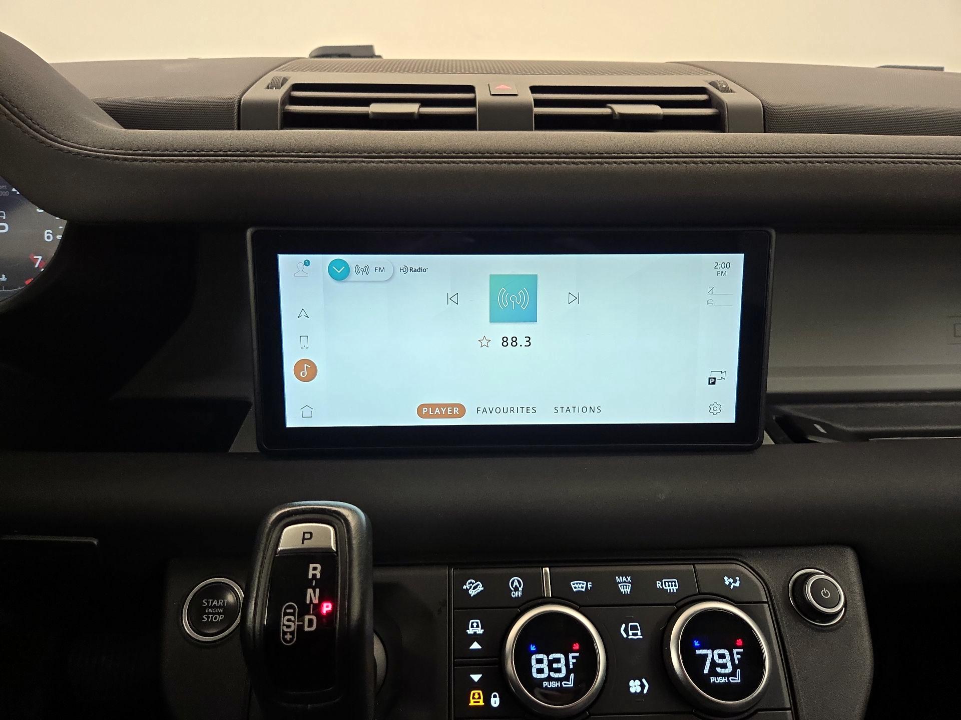 Thumbnail: 2020 Land Rover Defender - 16