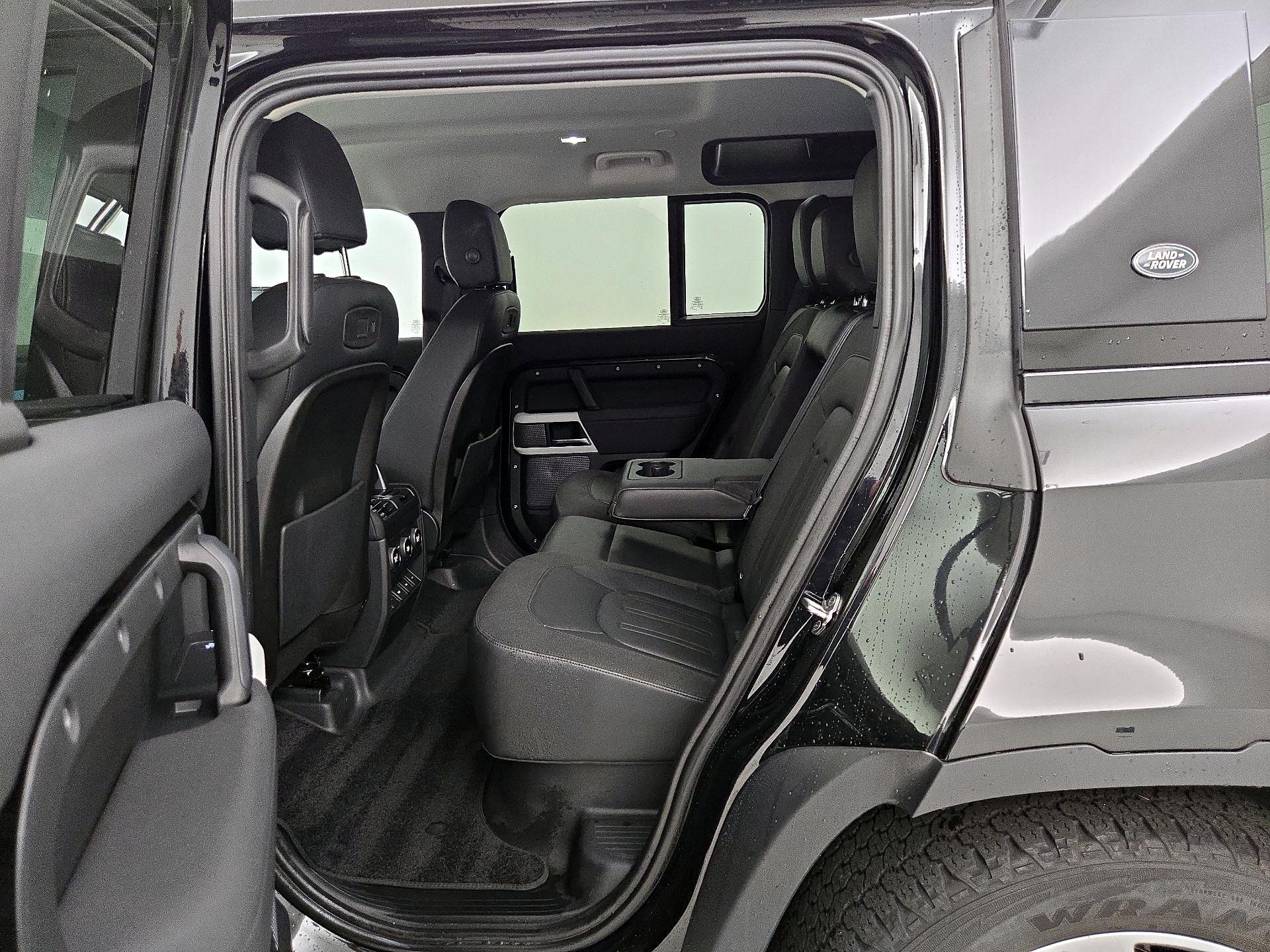 Thumbnail: 2020 Land Rover Defender - 20