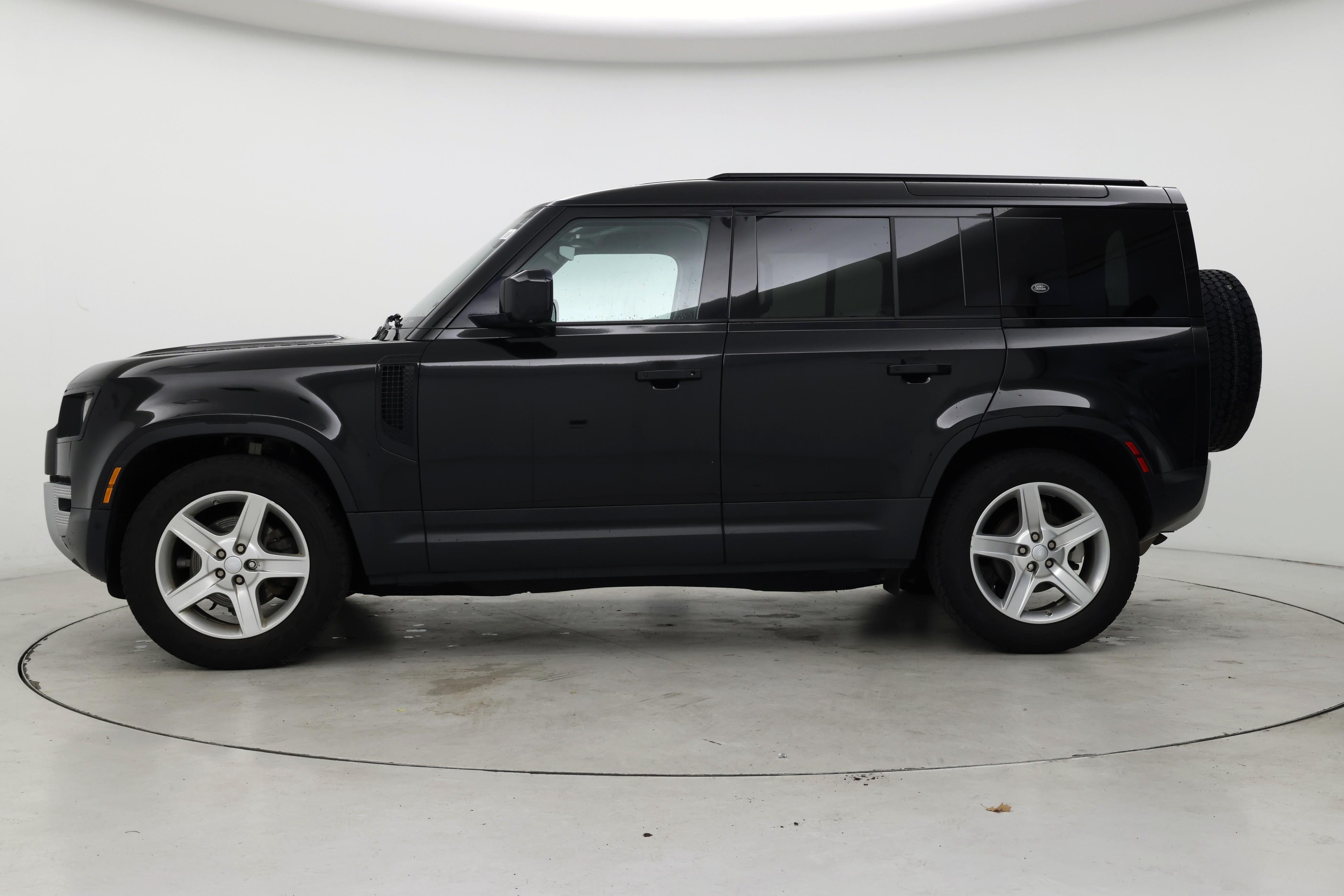 Thumbnail: 2020 Land Rover Defender - 3