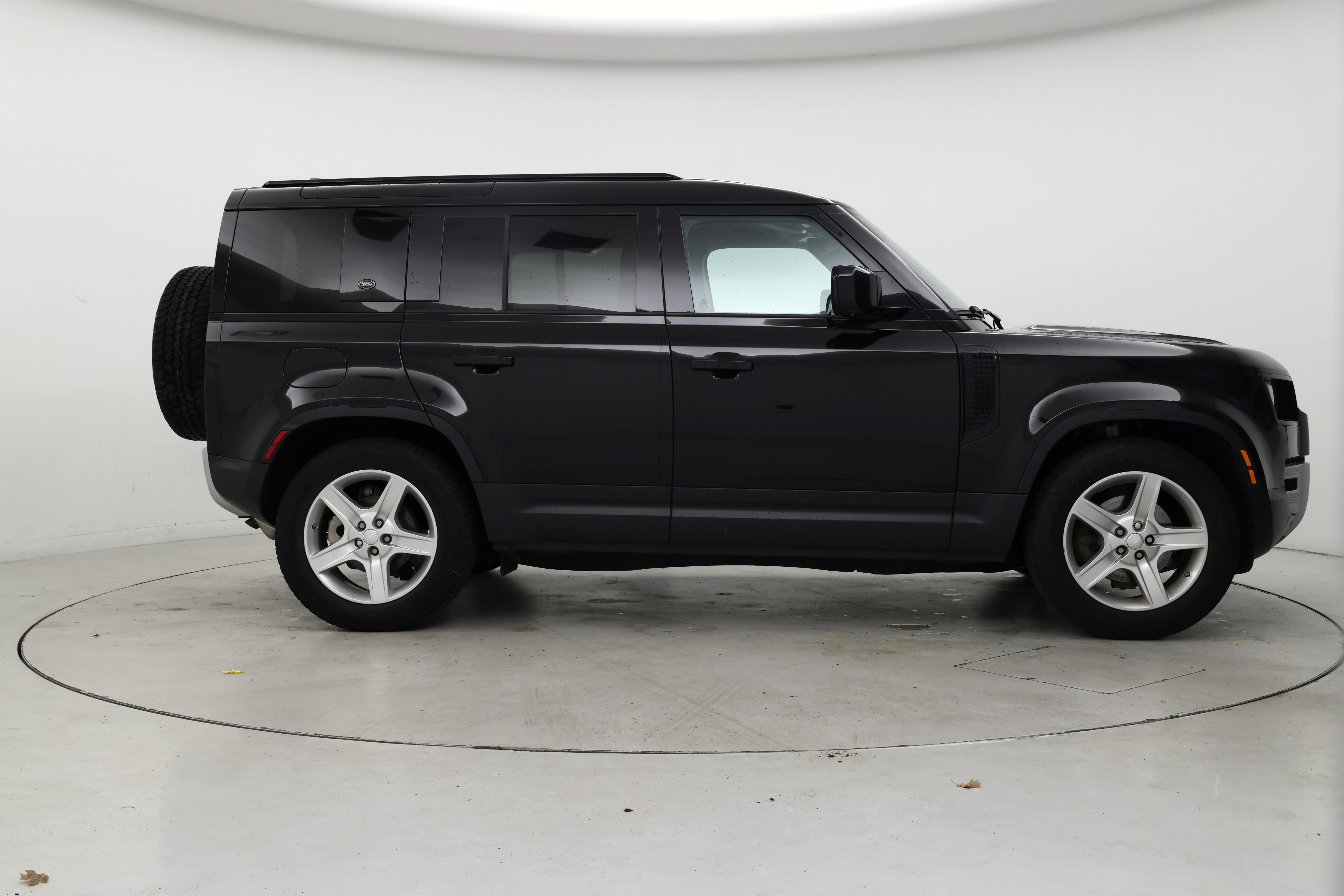 Thumbnail: 2020 Land Rover Defender - 7