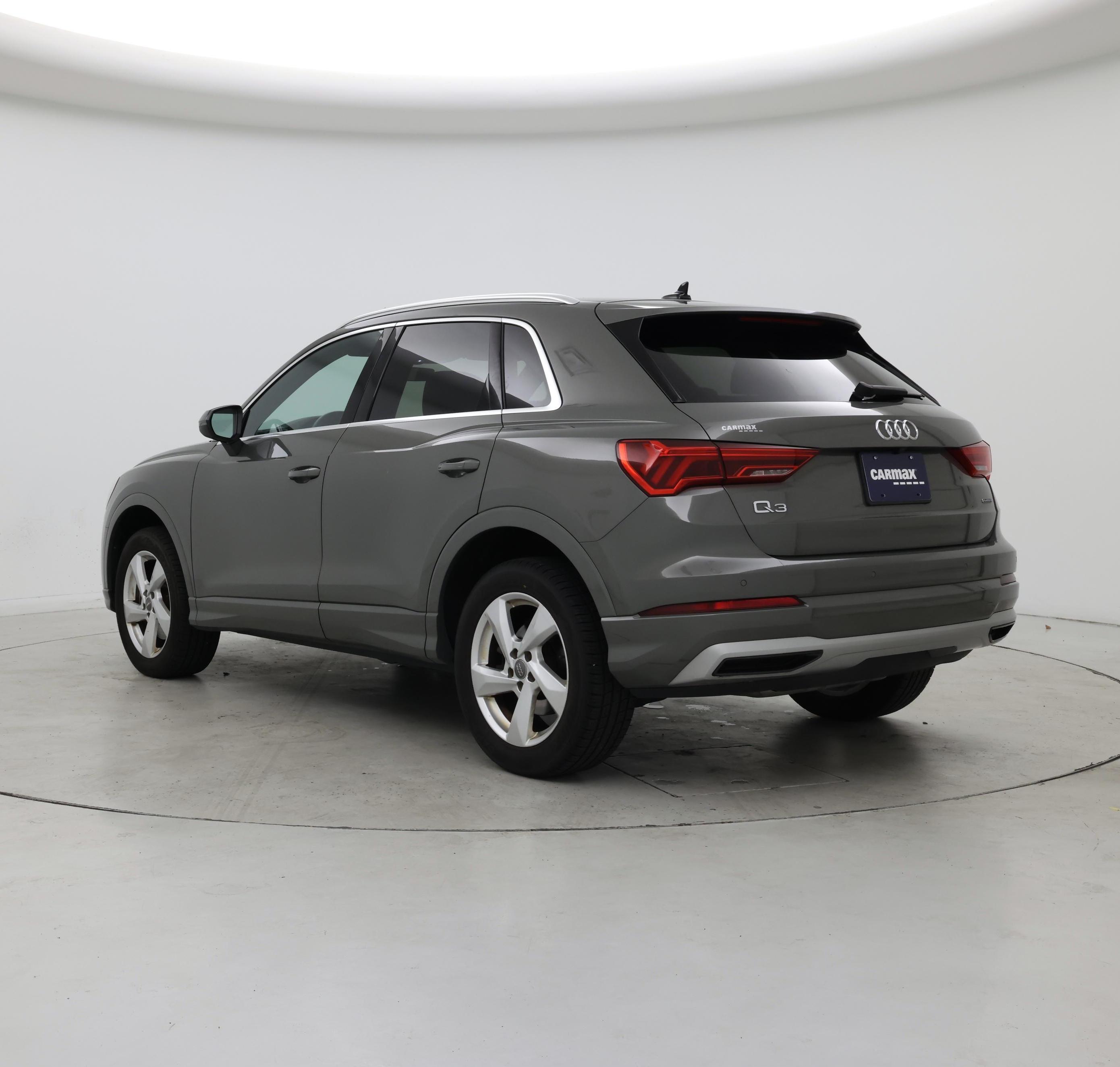 Thumbnail: 2020 Audi Q3 - 2