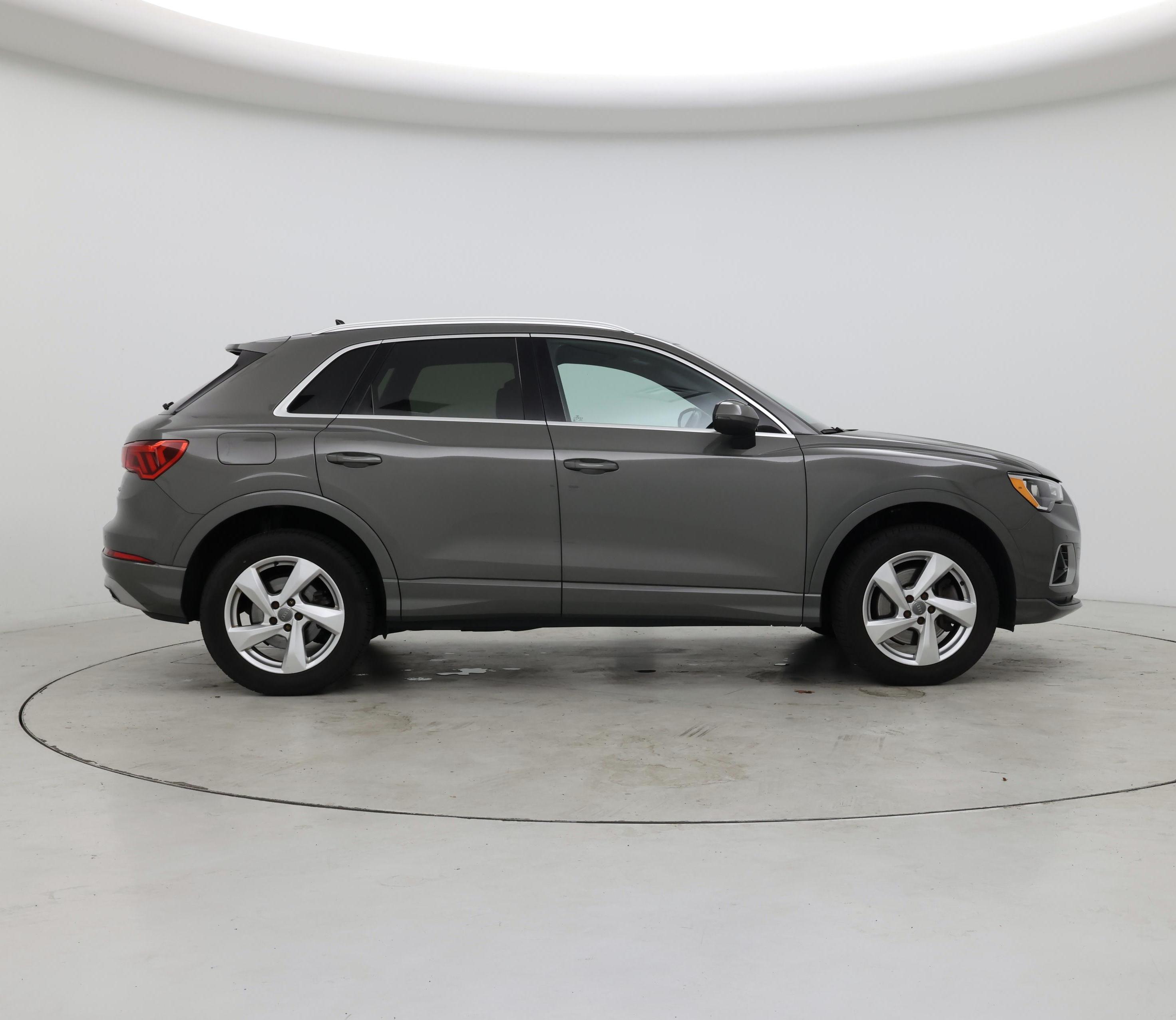 Thumbnail: 2020 Audi Q3 - 7