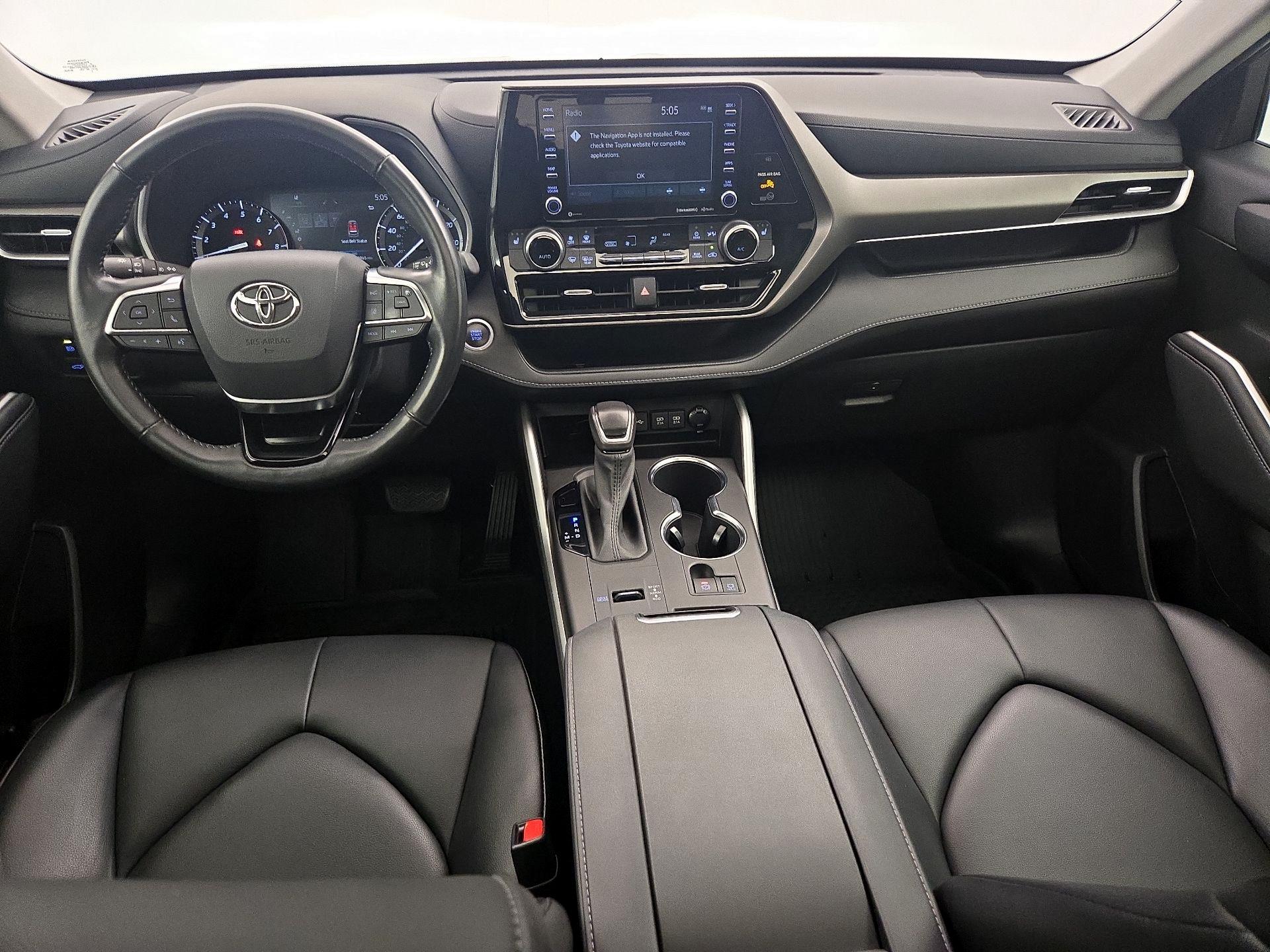 Thumbnail: 2021 Toyota Highlander - 9