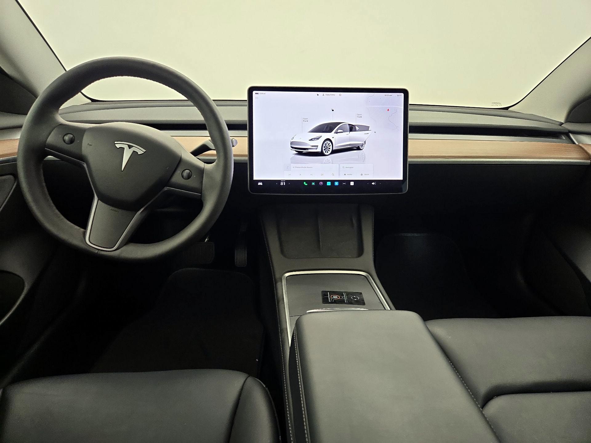 Thumbnail: 2023 Tesla Model 3 - 9