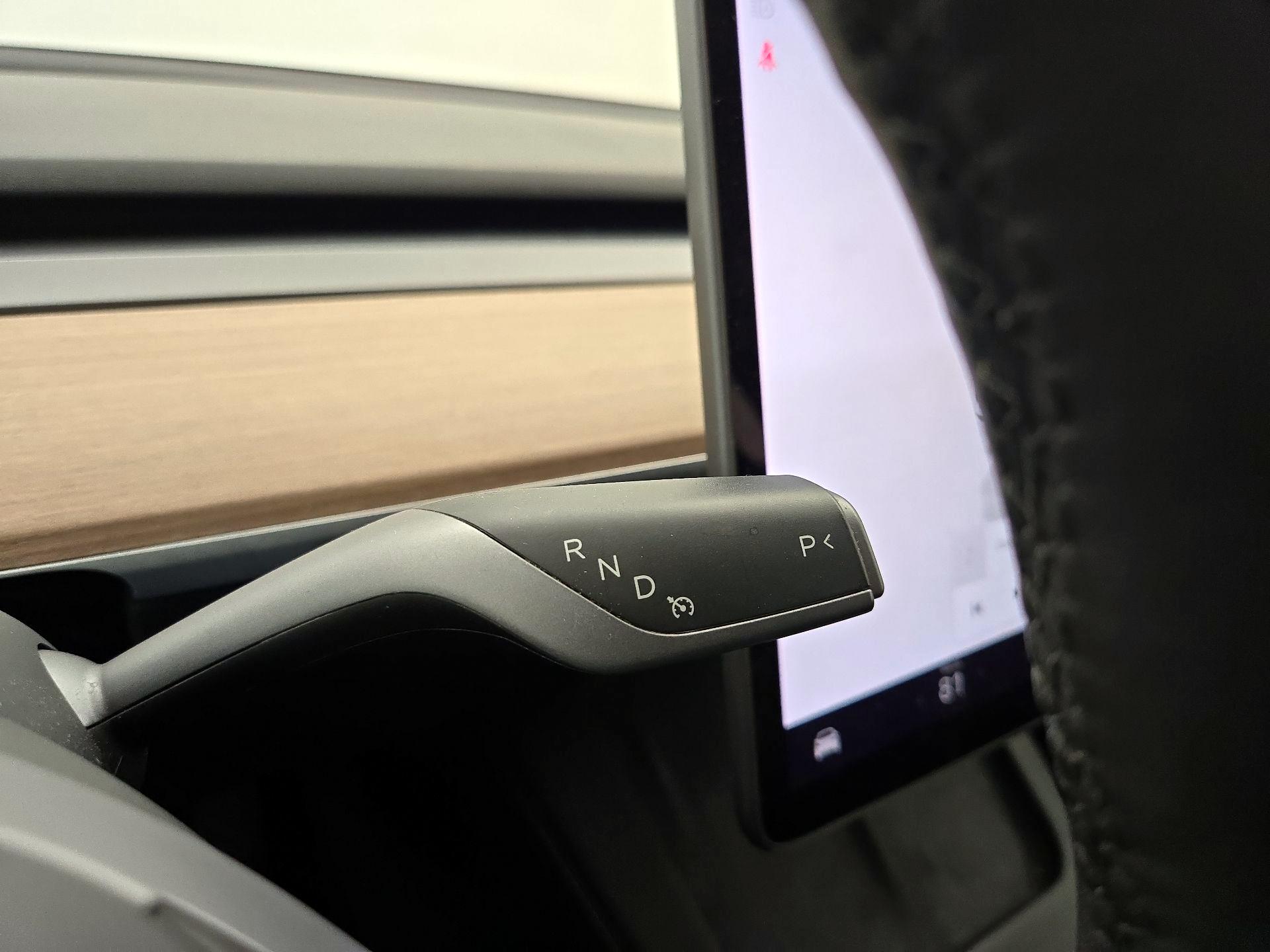 Thumbnail: 2023 Tesla Model 3 - 17