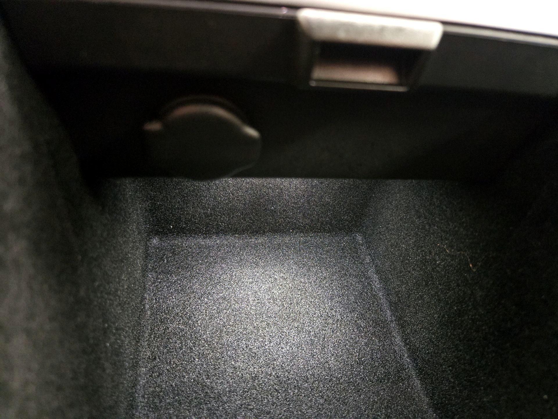 Thumbnail: 2023 Tesla Model 3 - 18