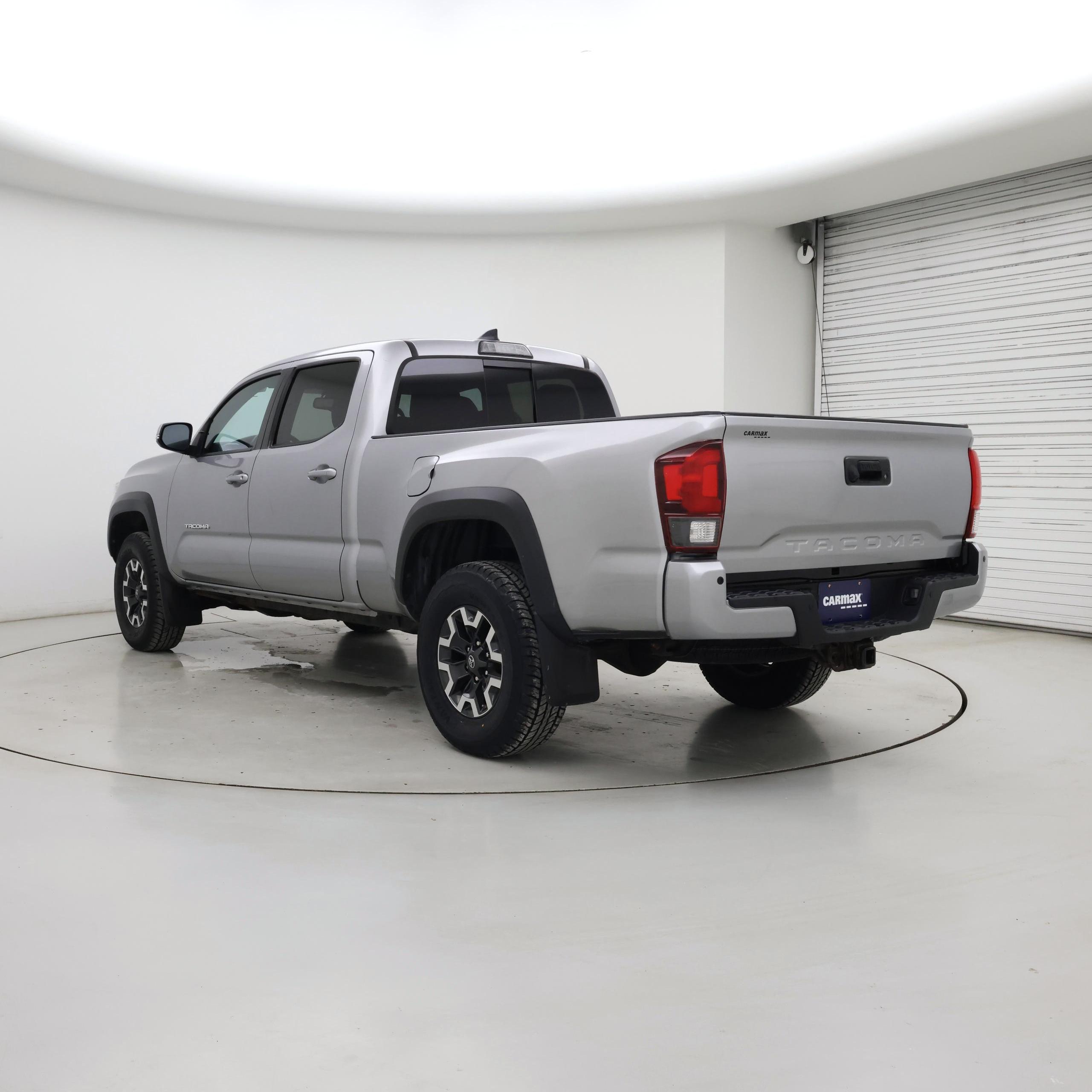Thumbnail: 2019 Toyota Tacoma - 2