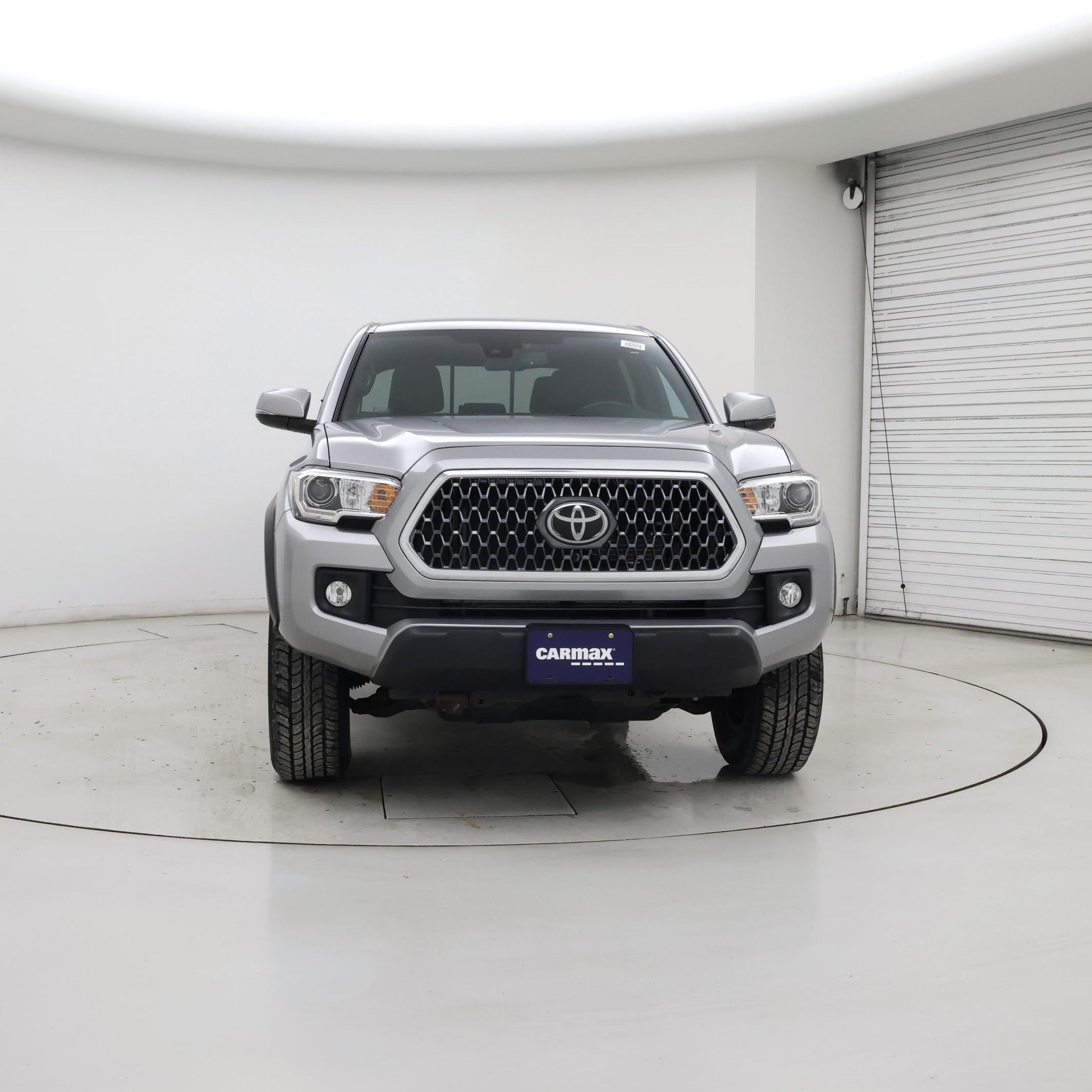 Thumbnail: 2019 Toyota Tacoma - 5