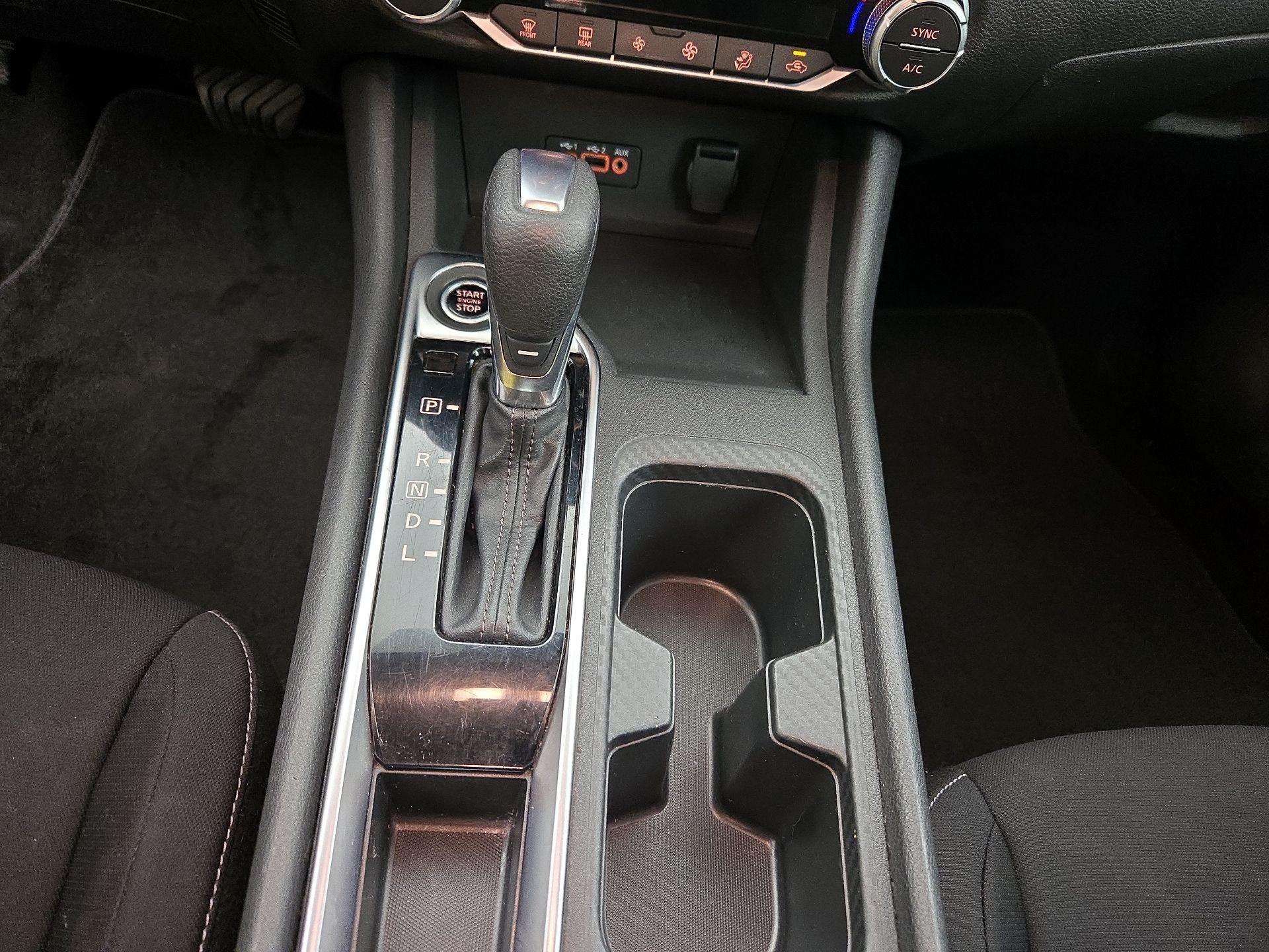 Thumbnail: 2022 Nissan Sentra - 17