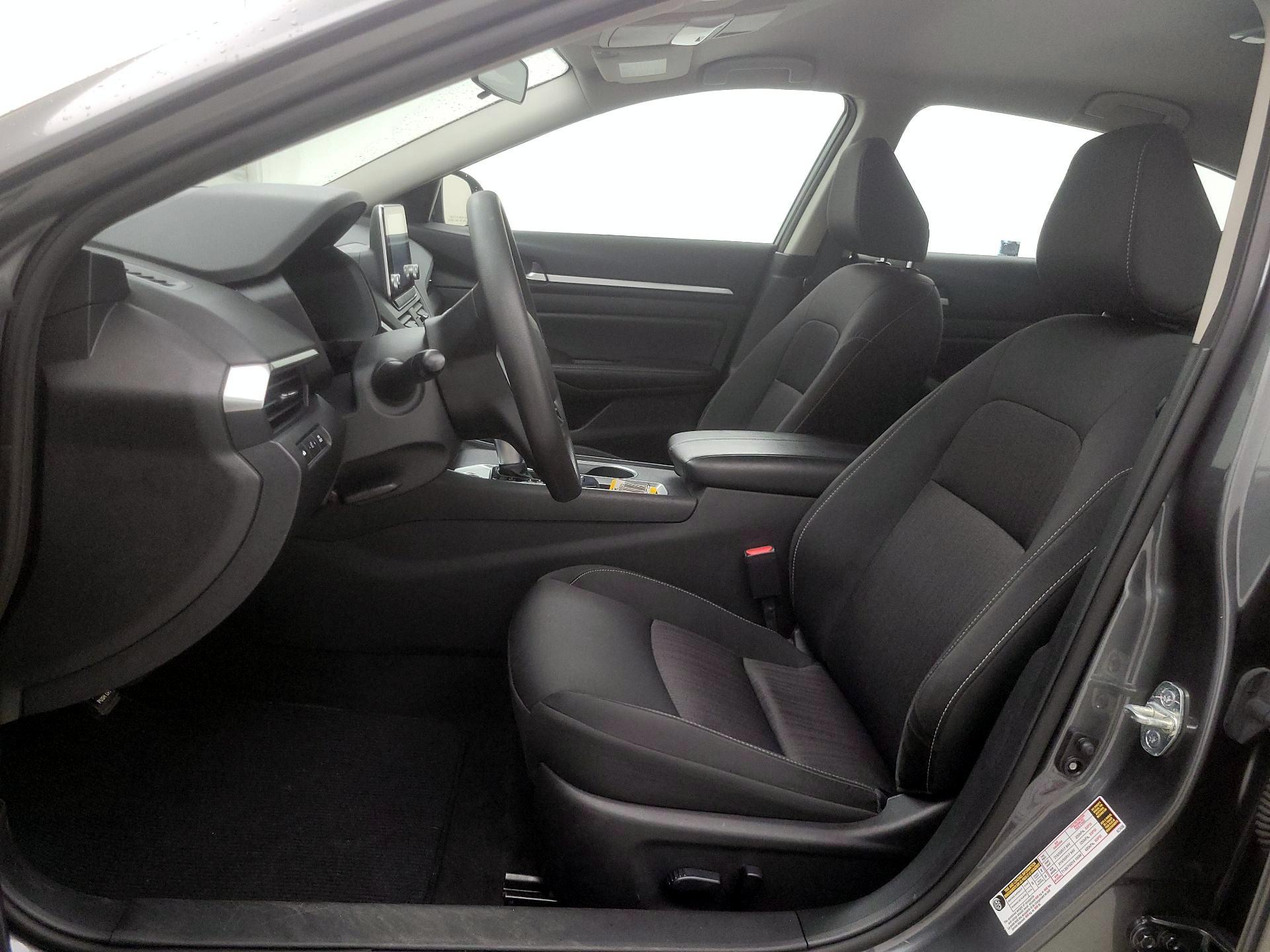 Thumbnail: 2022 Nissan Altima - 11