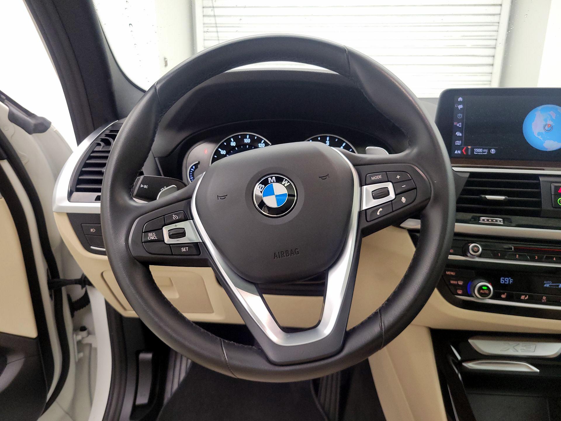 Thumbnail: 2019 BMW X3 - 10