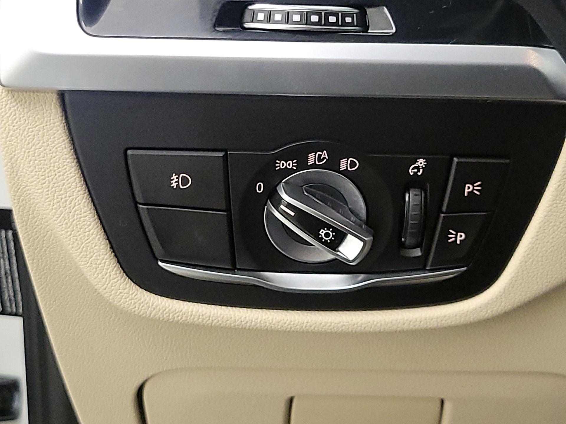 Thumbnail: 2019 BMW X3 - 13