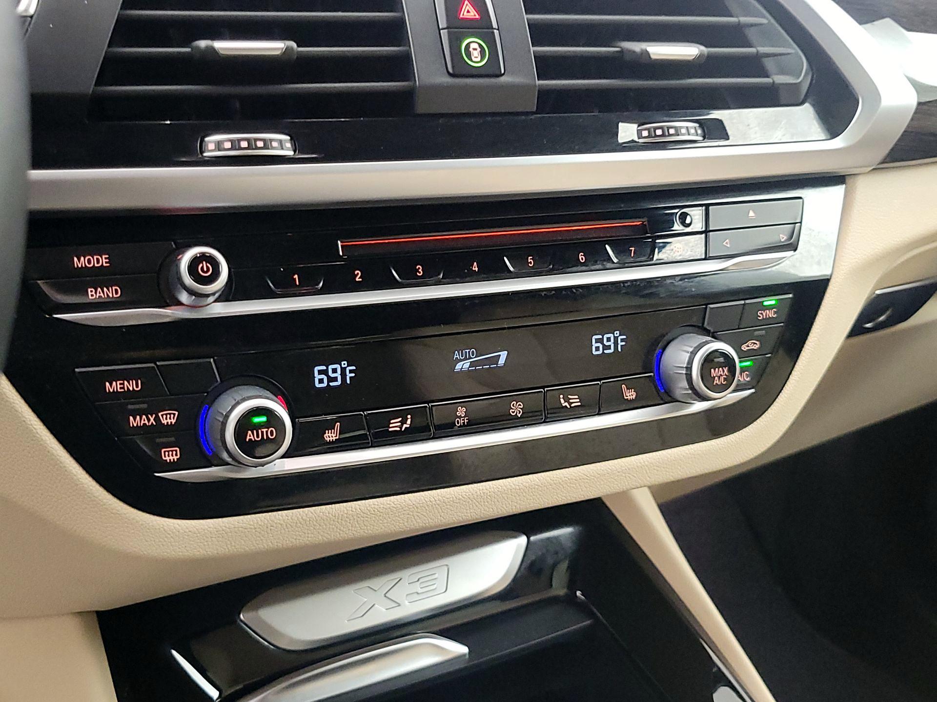 Thumbnail: 2019 BMW X3 - 17