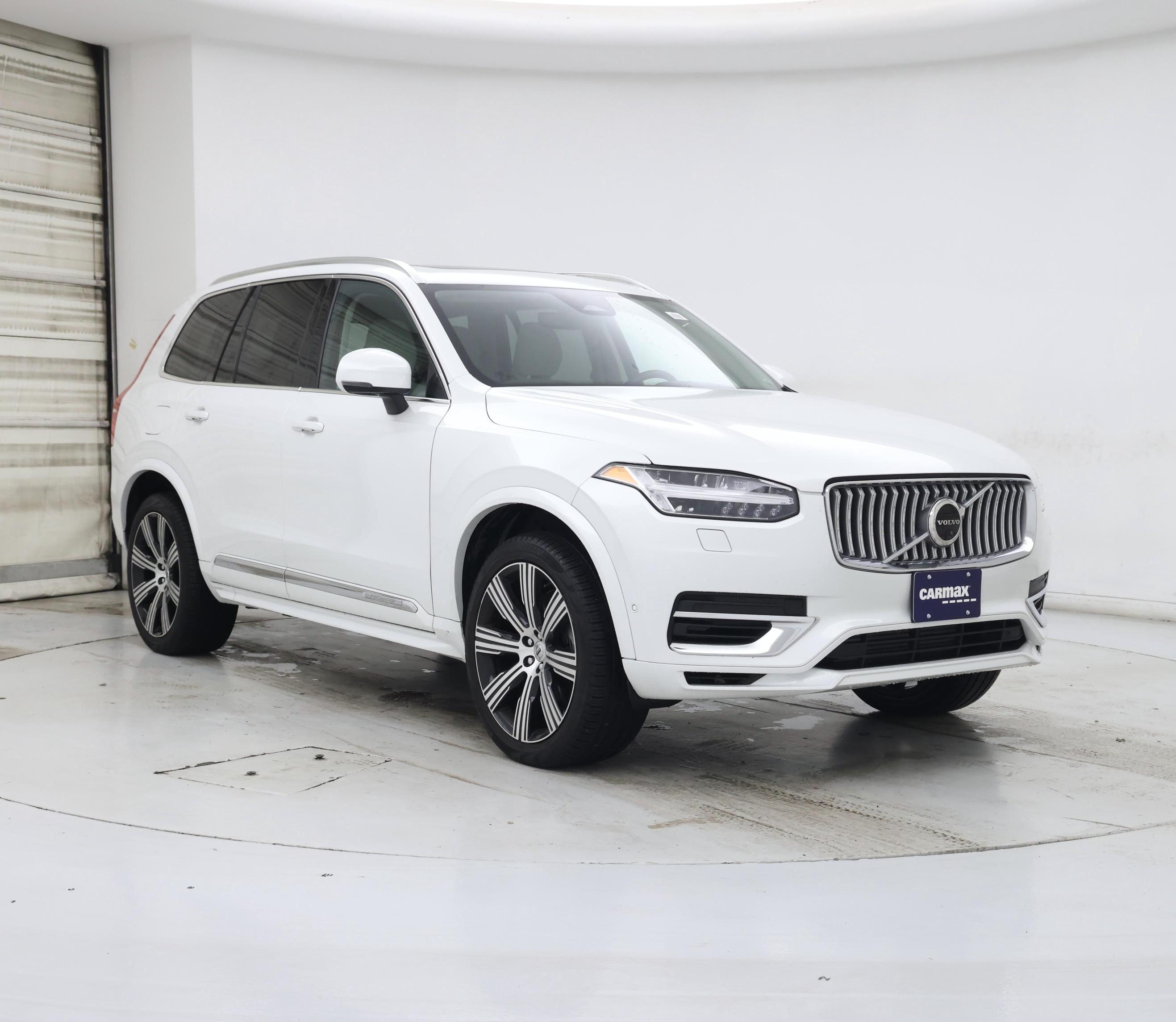 Thumbnail: 2023 Volvo XC90 - 1