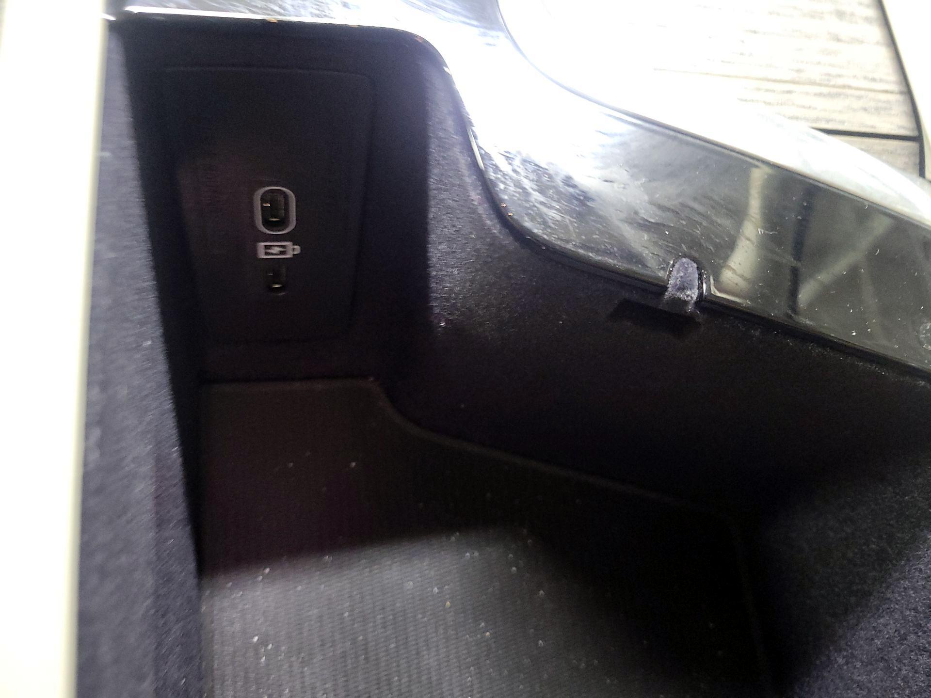 Thumbnail: 2023 Volvo XC90 - 18