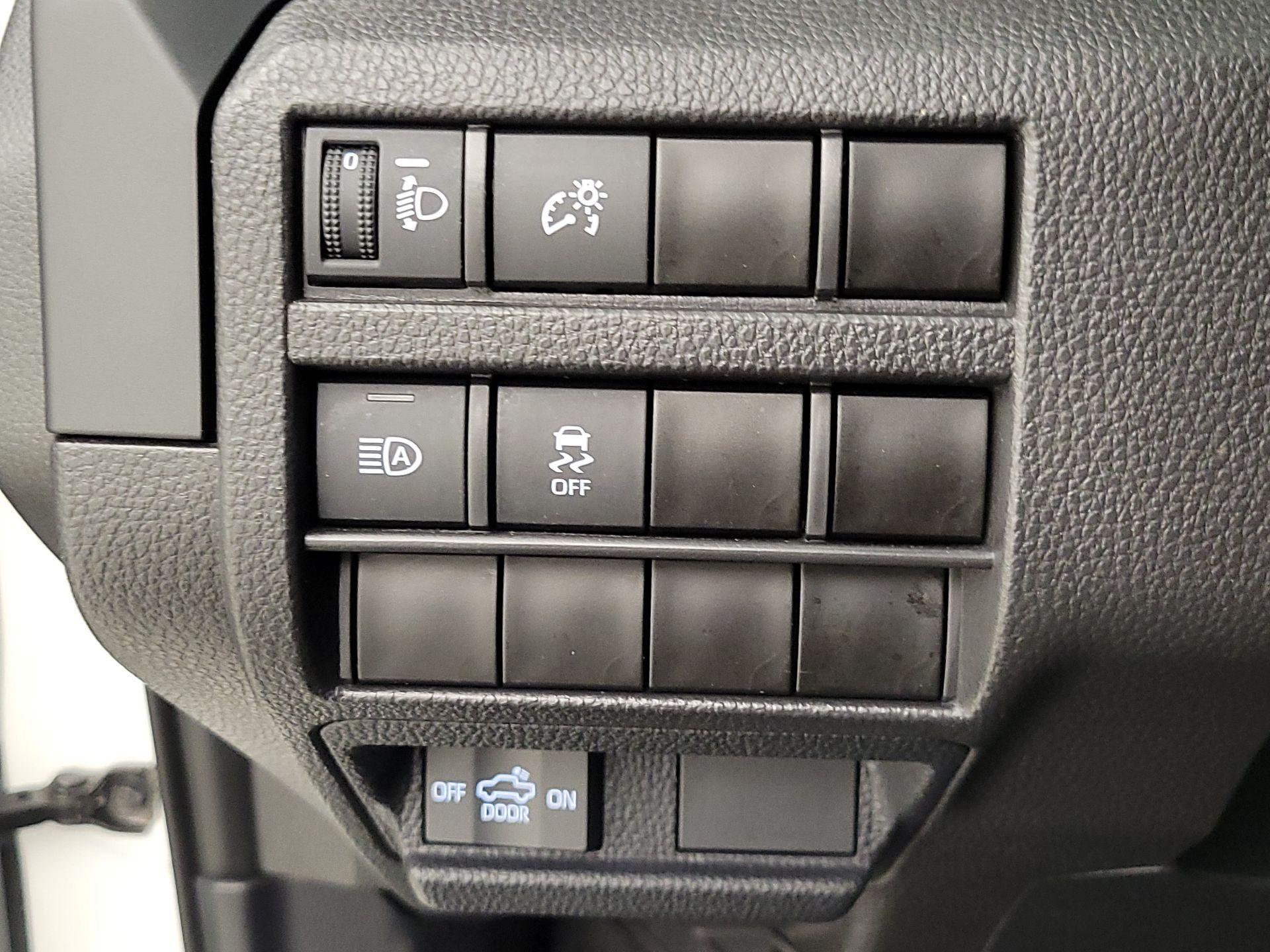 Thumbnail: 2024 Toyota Tacoma - 13